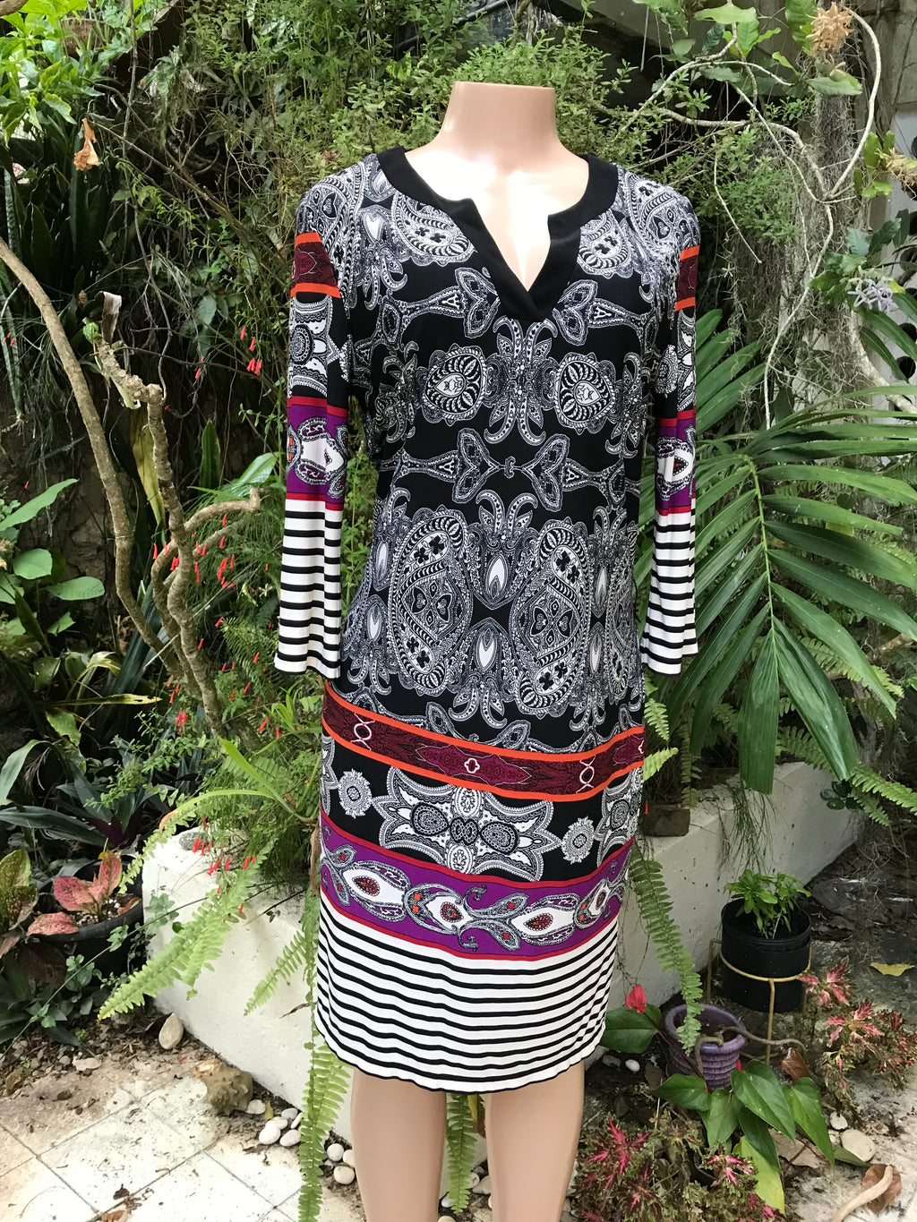 Mid sleeve mix print Dress . M