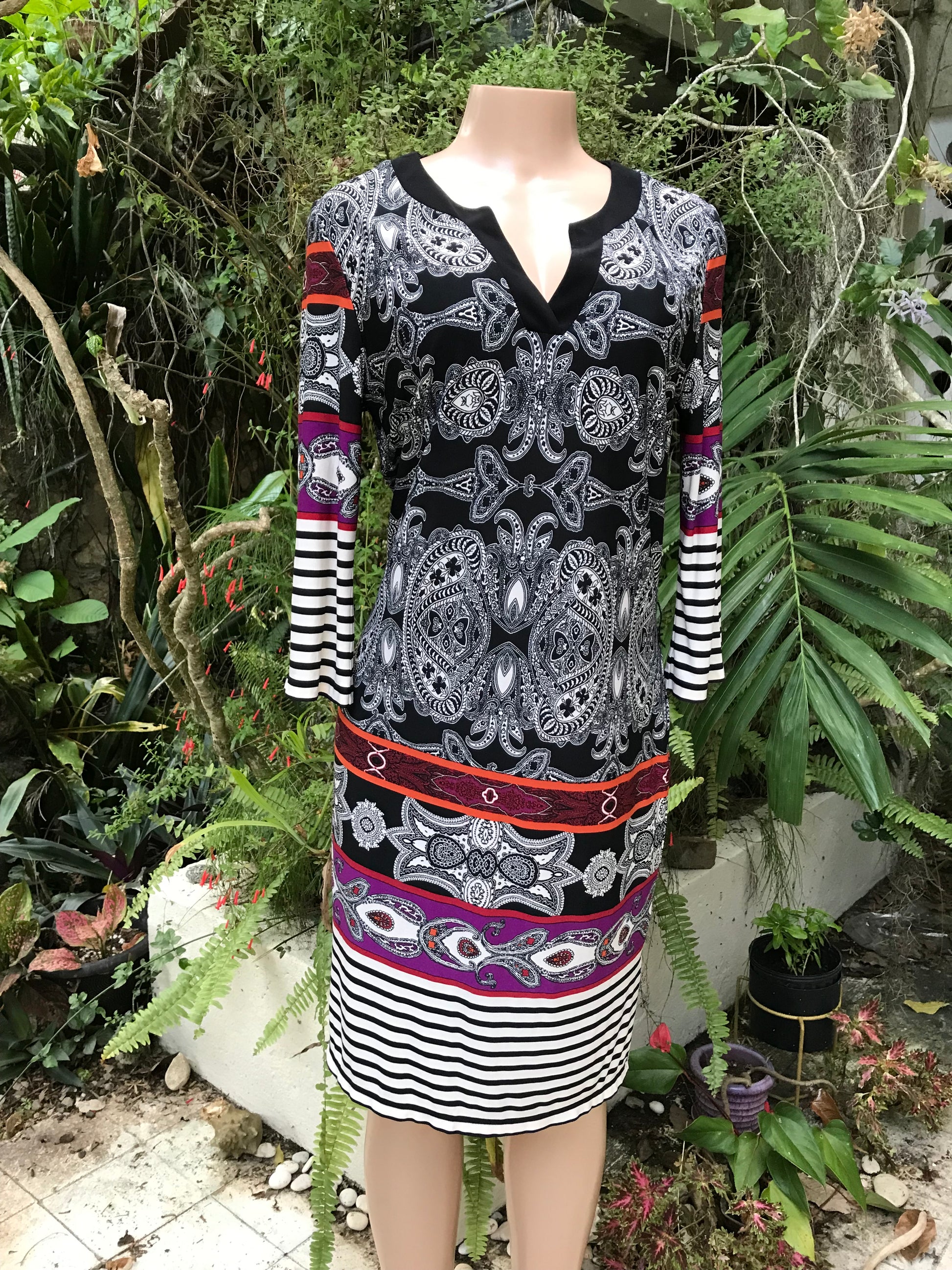 Mid sleeve mix print Dress . M
