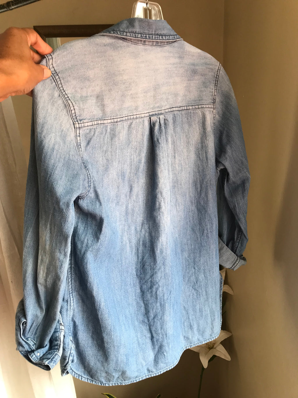 Denim light wash button shirt... S lll
