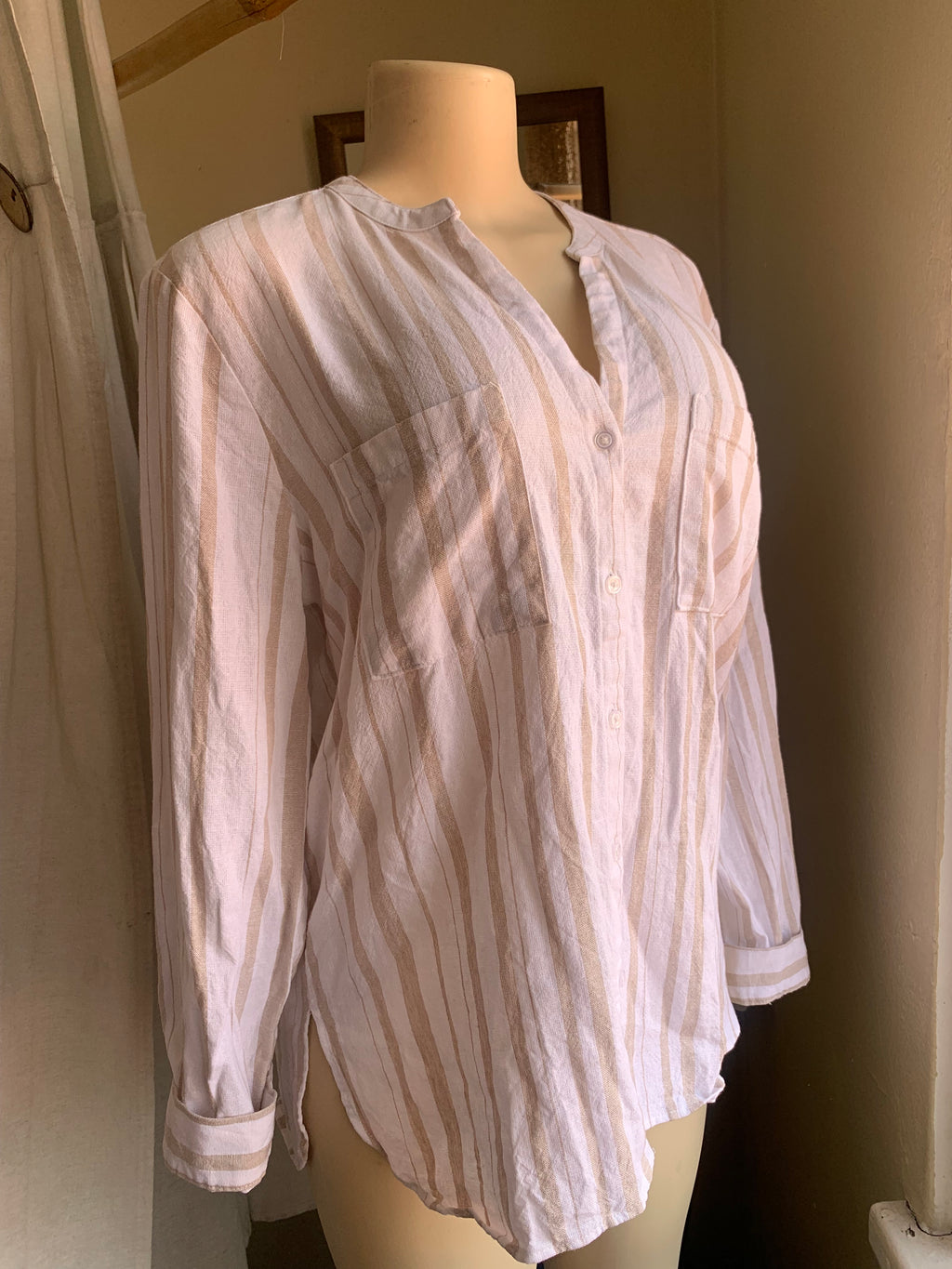 Nine West White & Sand Stripe Linen Button Down ... M ,,,