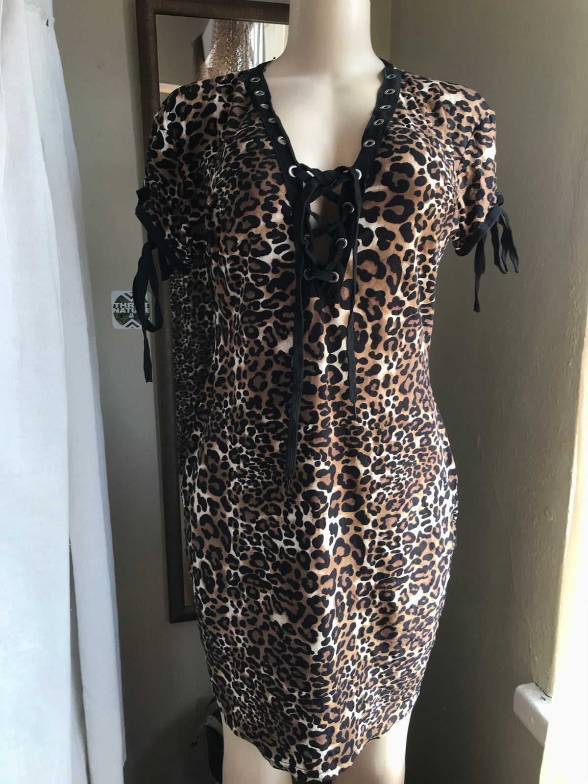 cheetah print bodycon dress lace up sleeve M
