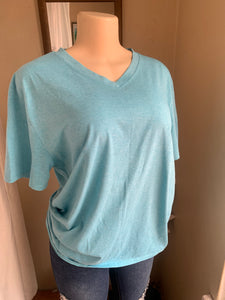 Casual sky blue V neck tee … L