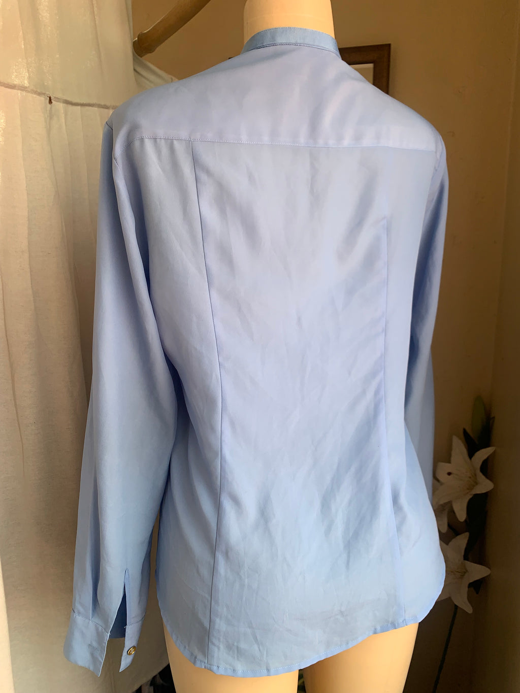 Baby blue button down shirt with gold buttons … M ,,,