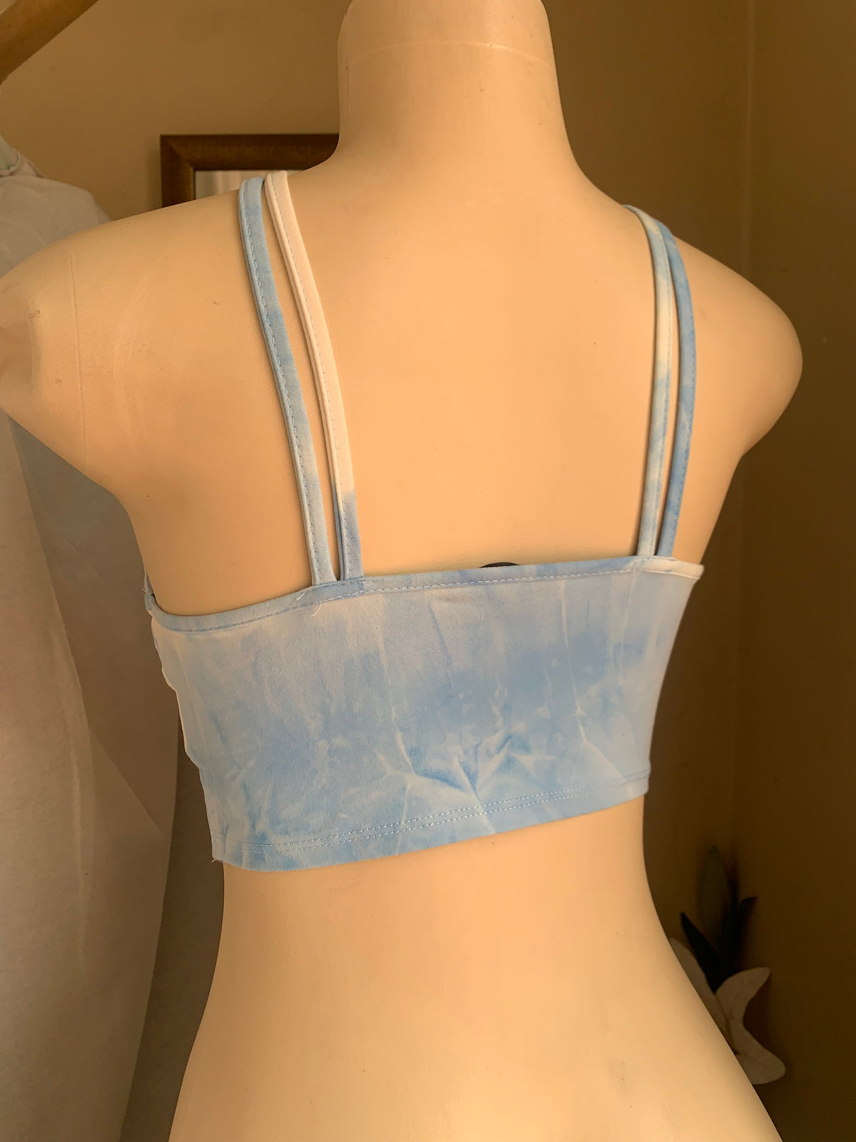 Tie dye baby blue diamond crop top … s