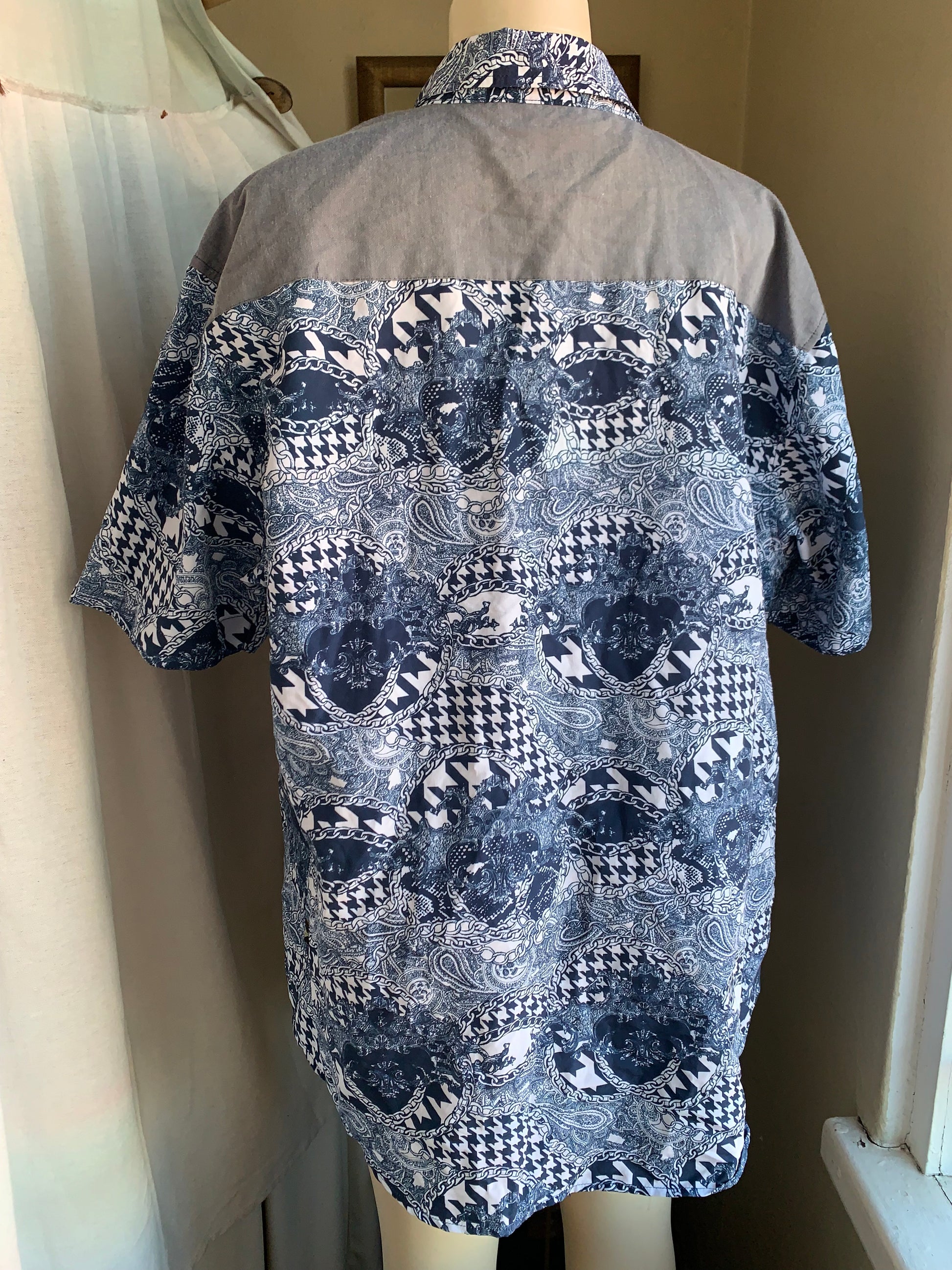 vintage blue print mens shirt with grey details … /XL