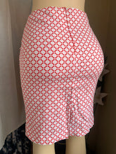 Load image into Gallery viewer, Red+White printed pencil skirt s
