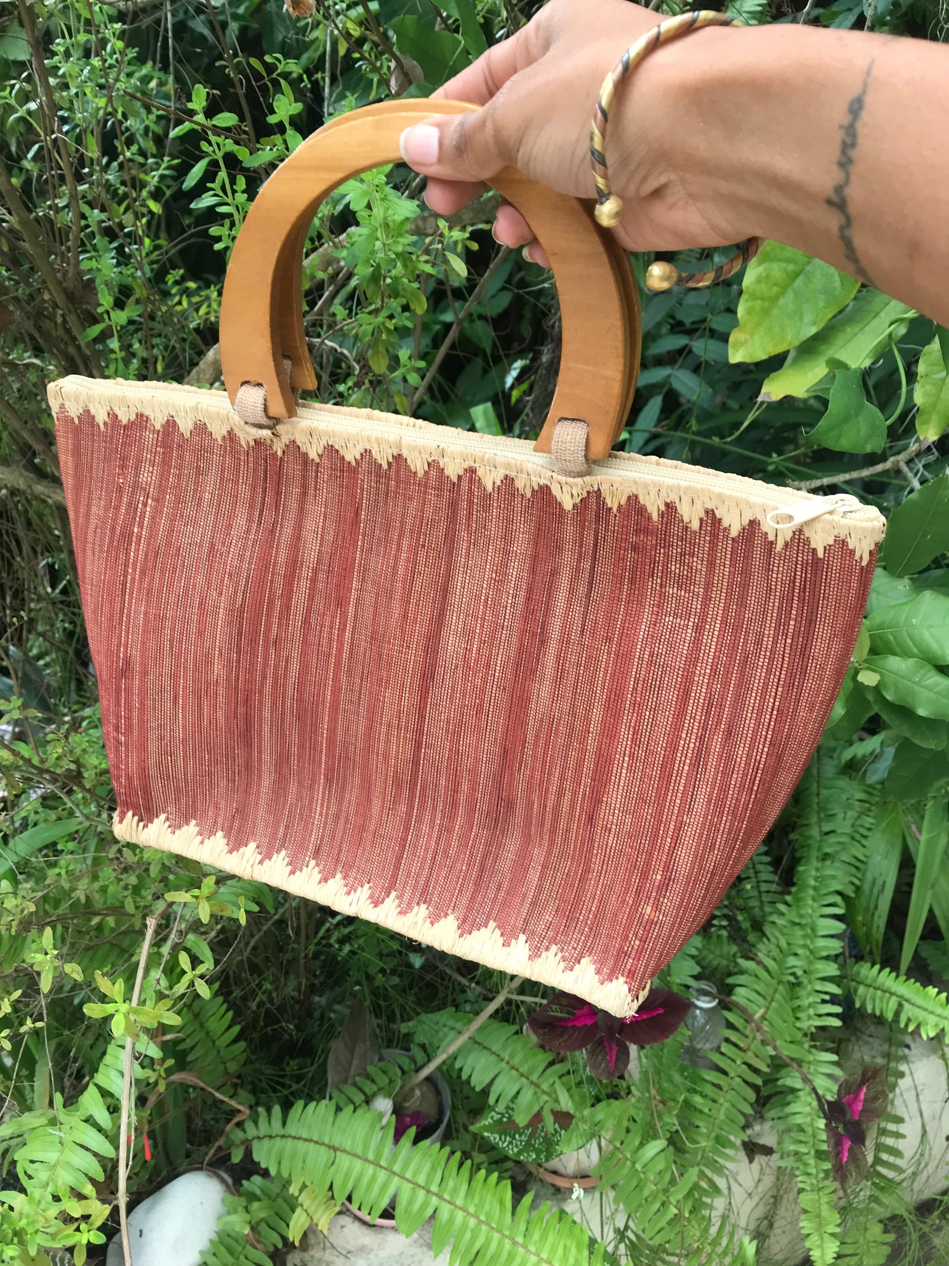 Cooyah woven island hand bag with wooden handles