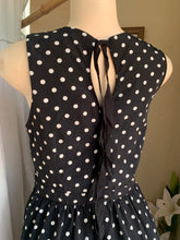 Load image into Gallery viewer, Polka dot B+W sleeveless button dress with back ties L
