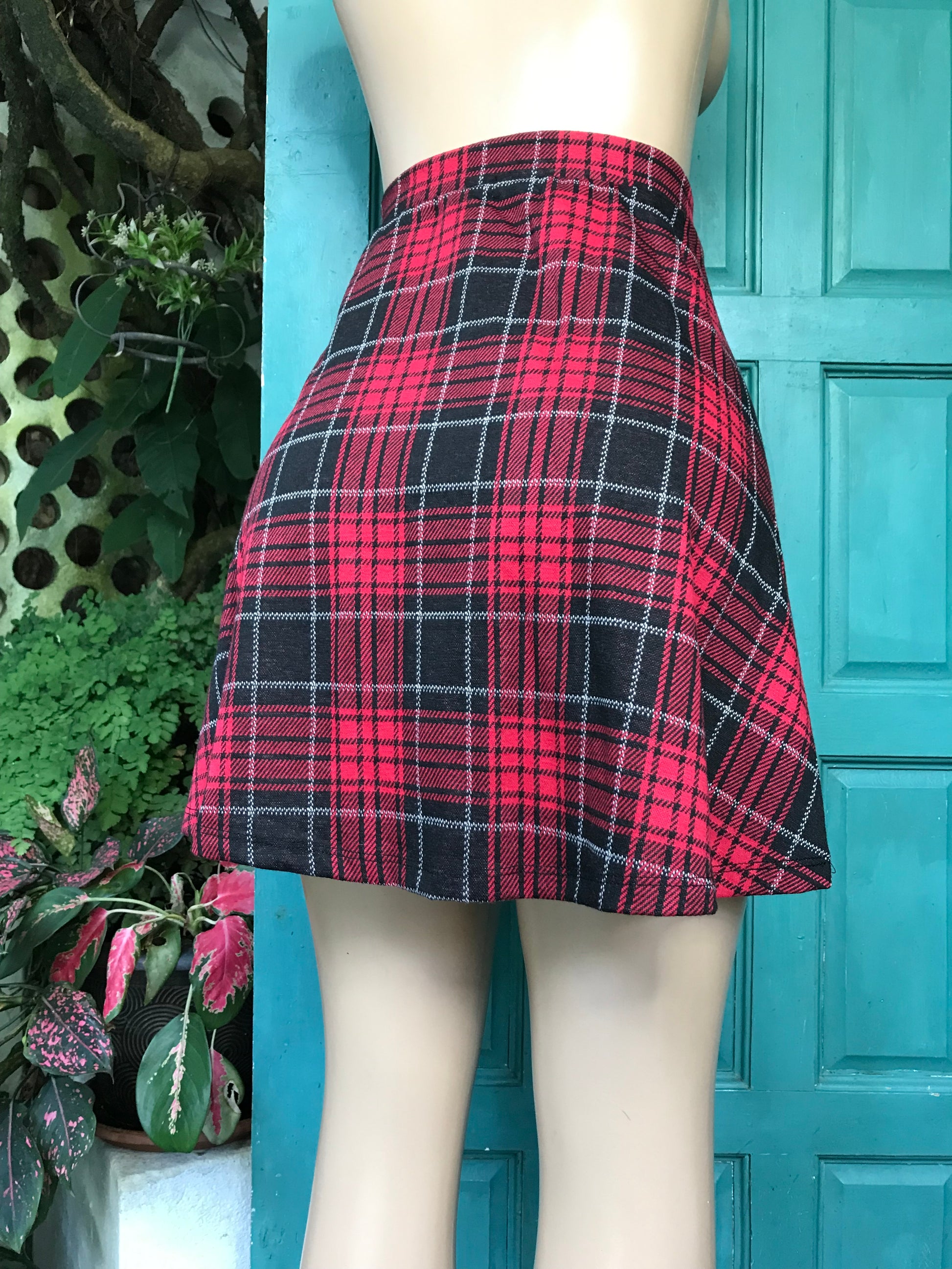90s style Red tartan a line skirt zip /XL