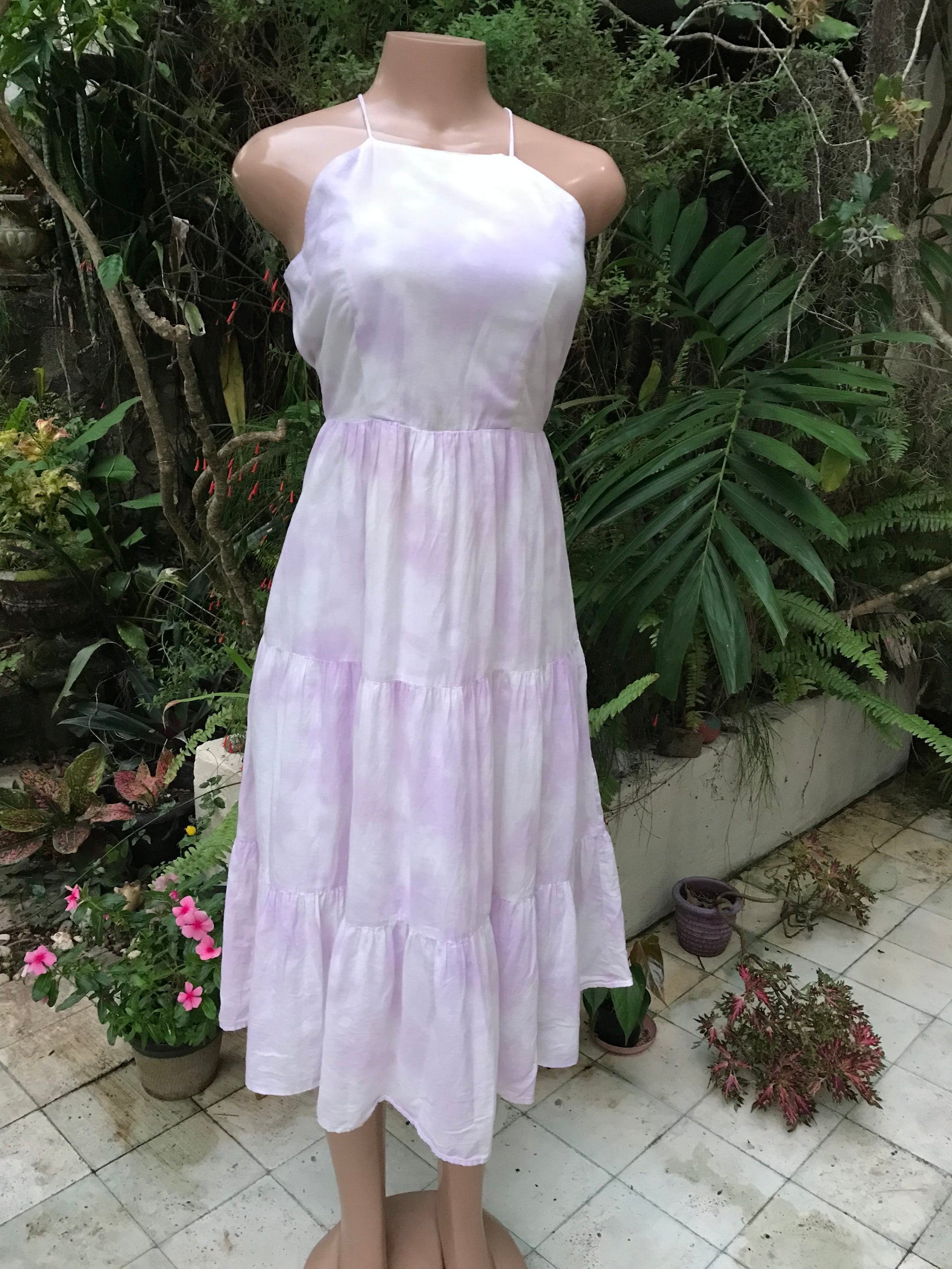 100% cotton lavender cloud backless midi dress. M ,,,