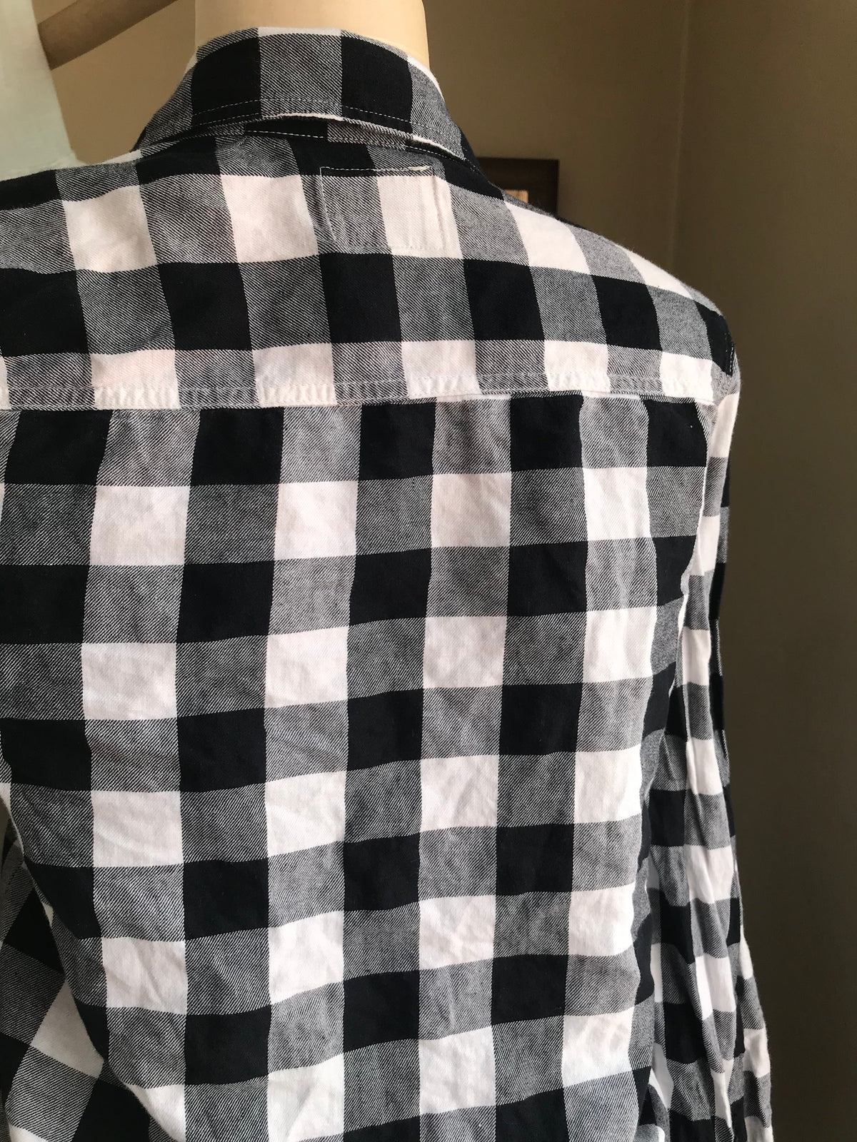 Soft B&W plaid shirt … s