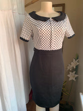 Load image into Gallery viewer, B+W collared midi dress with polka dot top size 38
