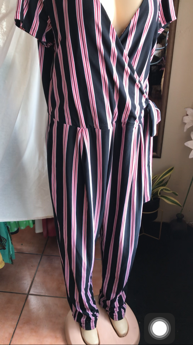 Black stripe soft jumpsuit tied ~~~ /XL /2X