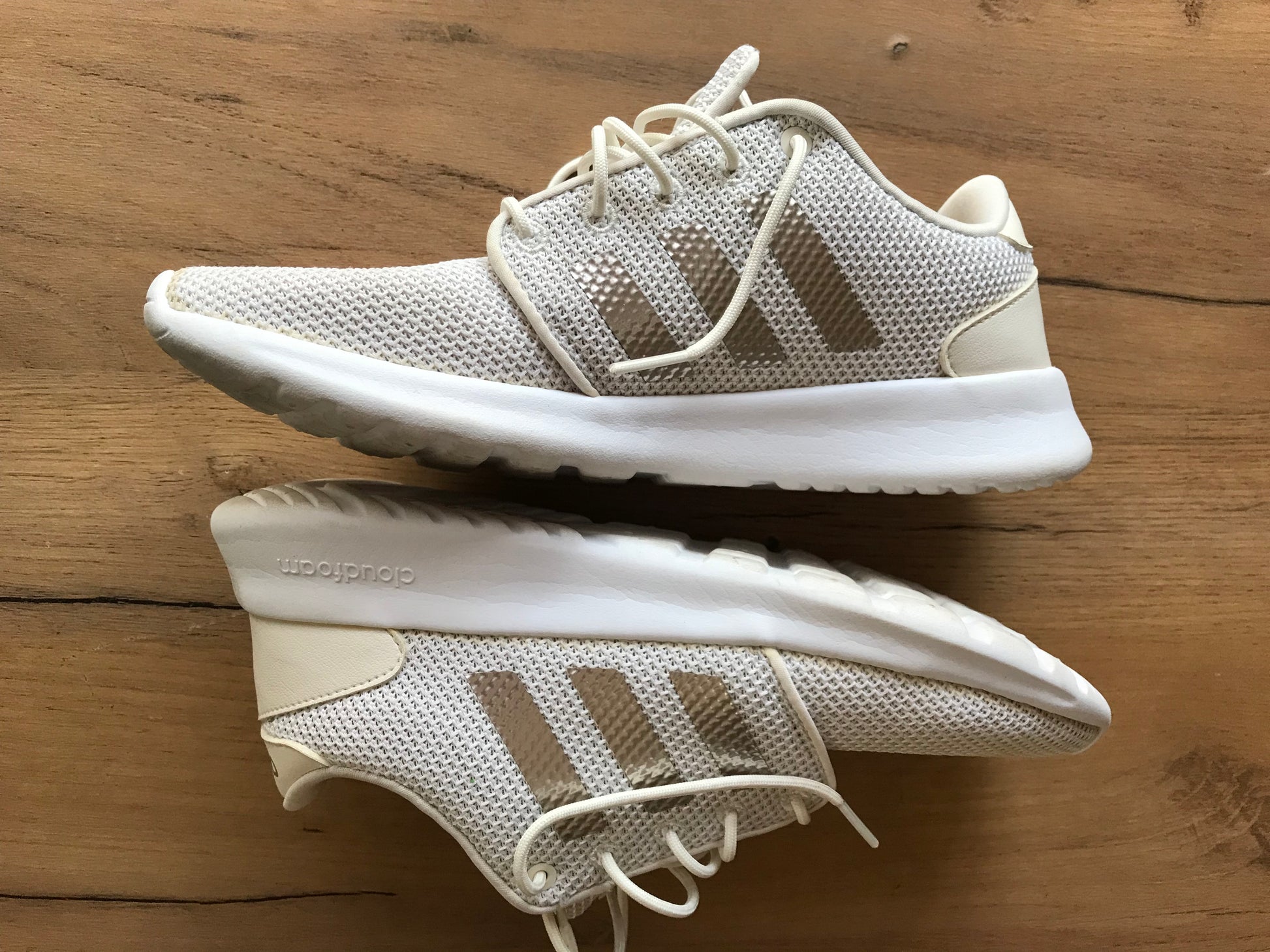 Adidas Cloudfoam sneakers white and gold /// size 8