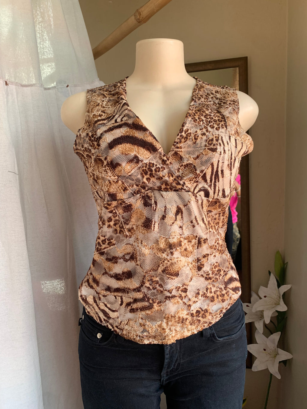 Vintage Sheer mesh mixed animal print V neck top … s-m