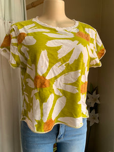 Anthropologie Floral distressed tee … s/m