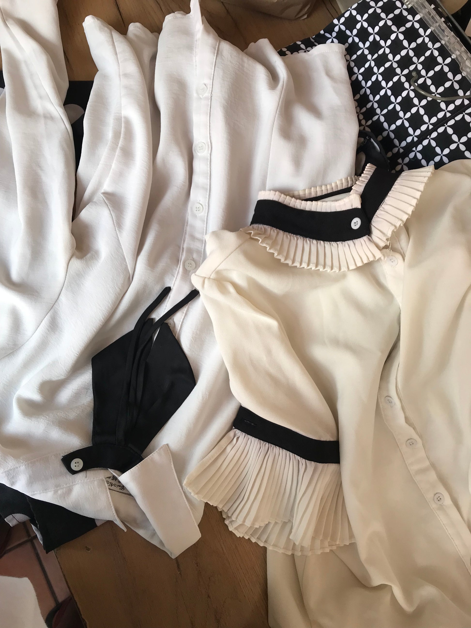 b&w long sleeve shirt bow neck
