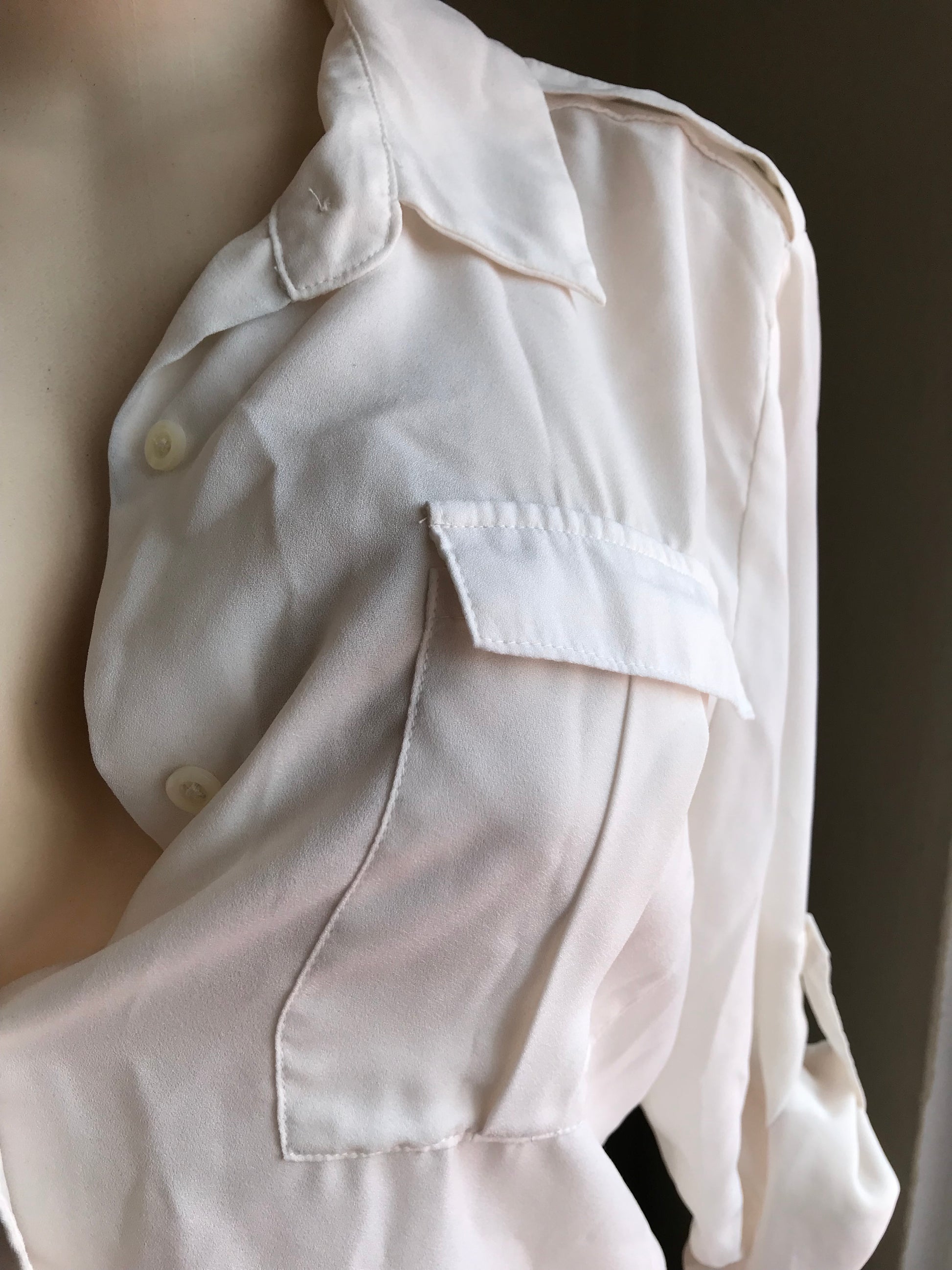 Banana Republic cream Cuffed work / play button blouse ... L