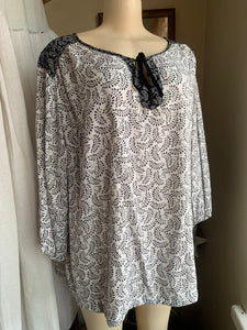 B+W leaf patterned tie top blouse …  /XL - 2X