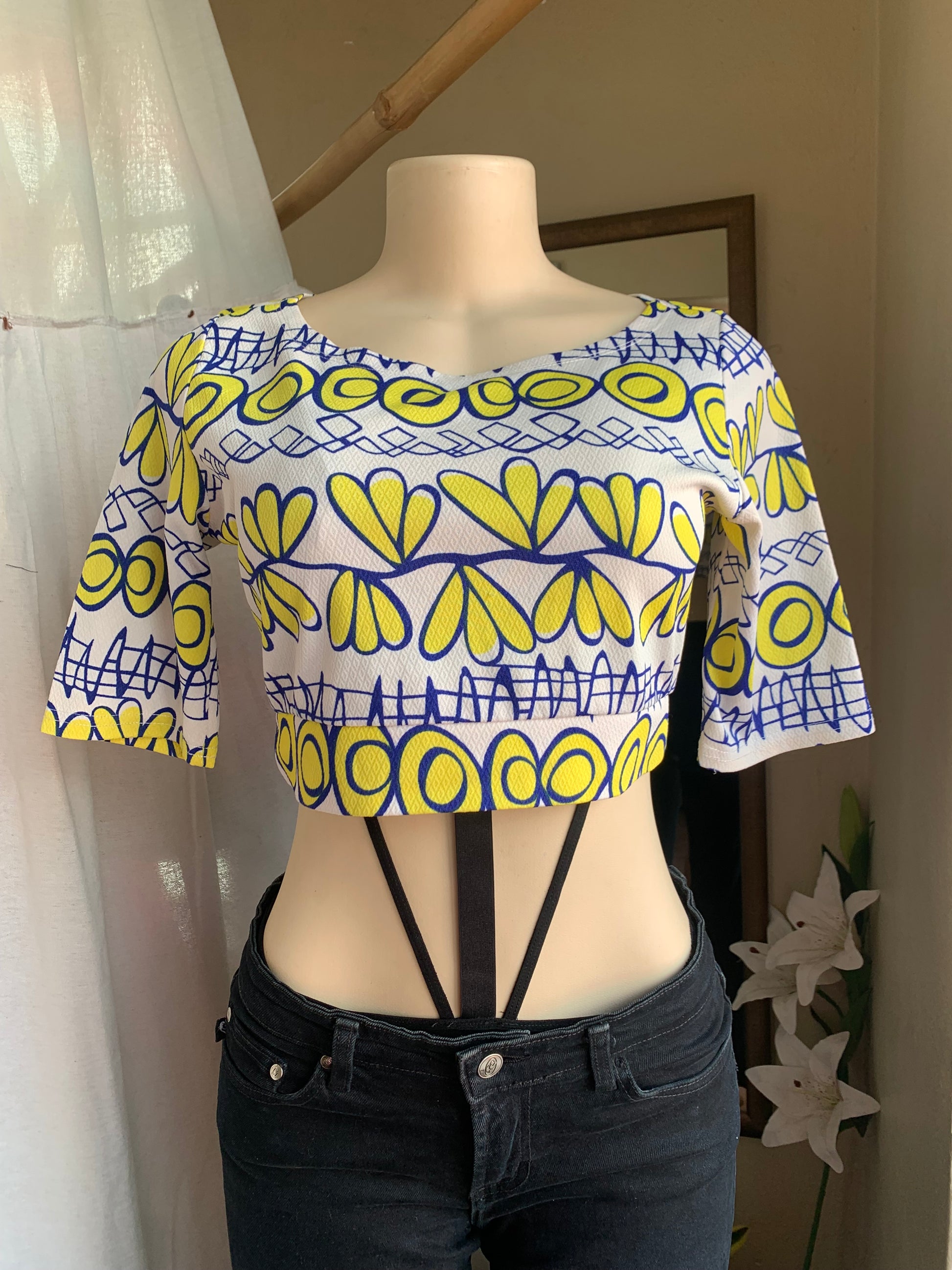 yellow bold print Crop top … s