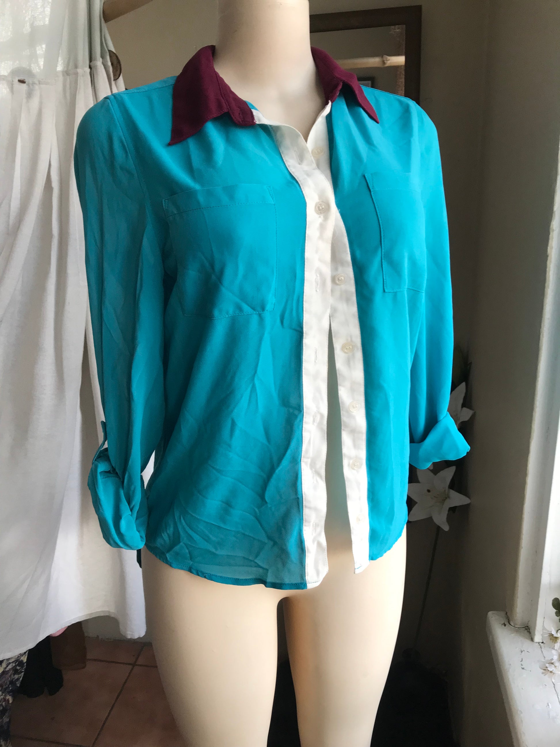 blue sheer colour block top ... s/m