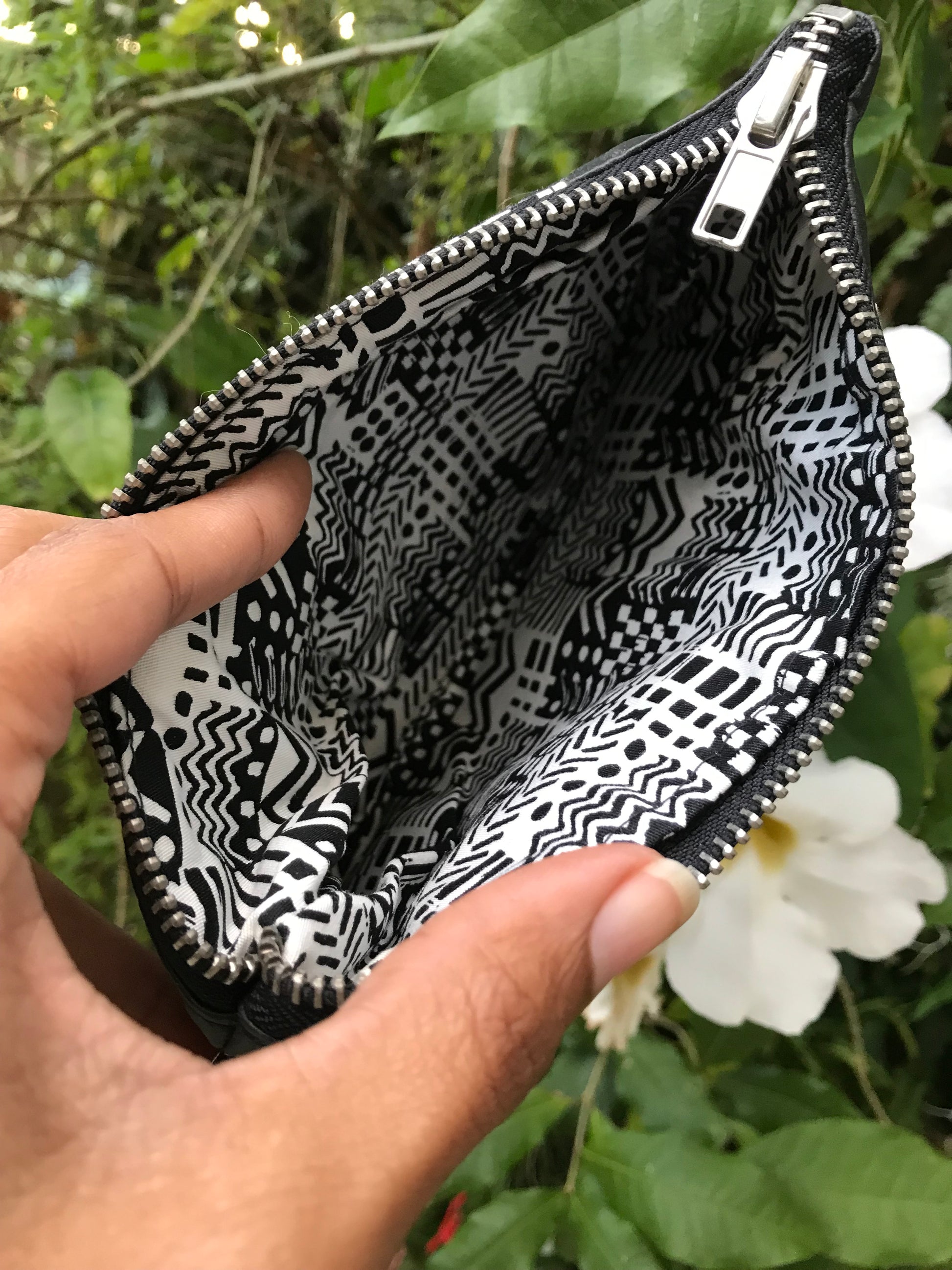 b&w african coin purse