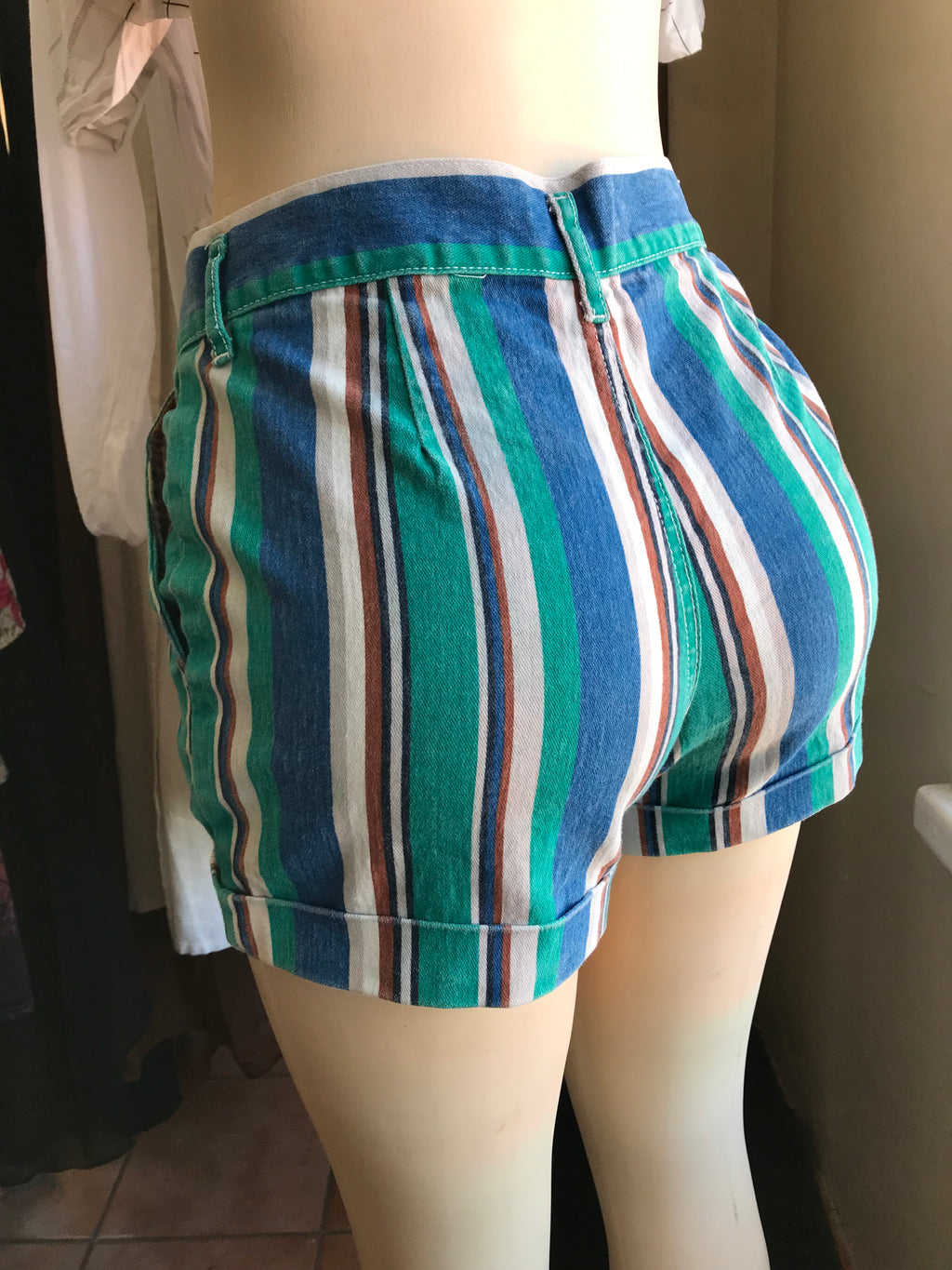vintage blue stripe shorts s/ w29  ^^^