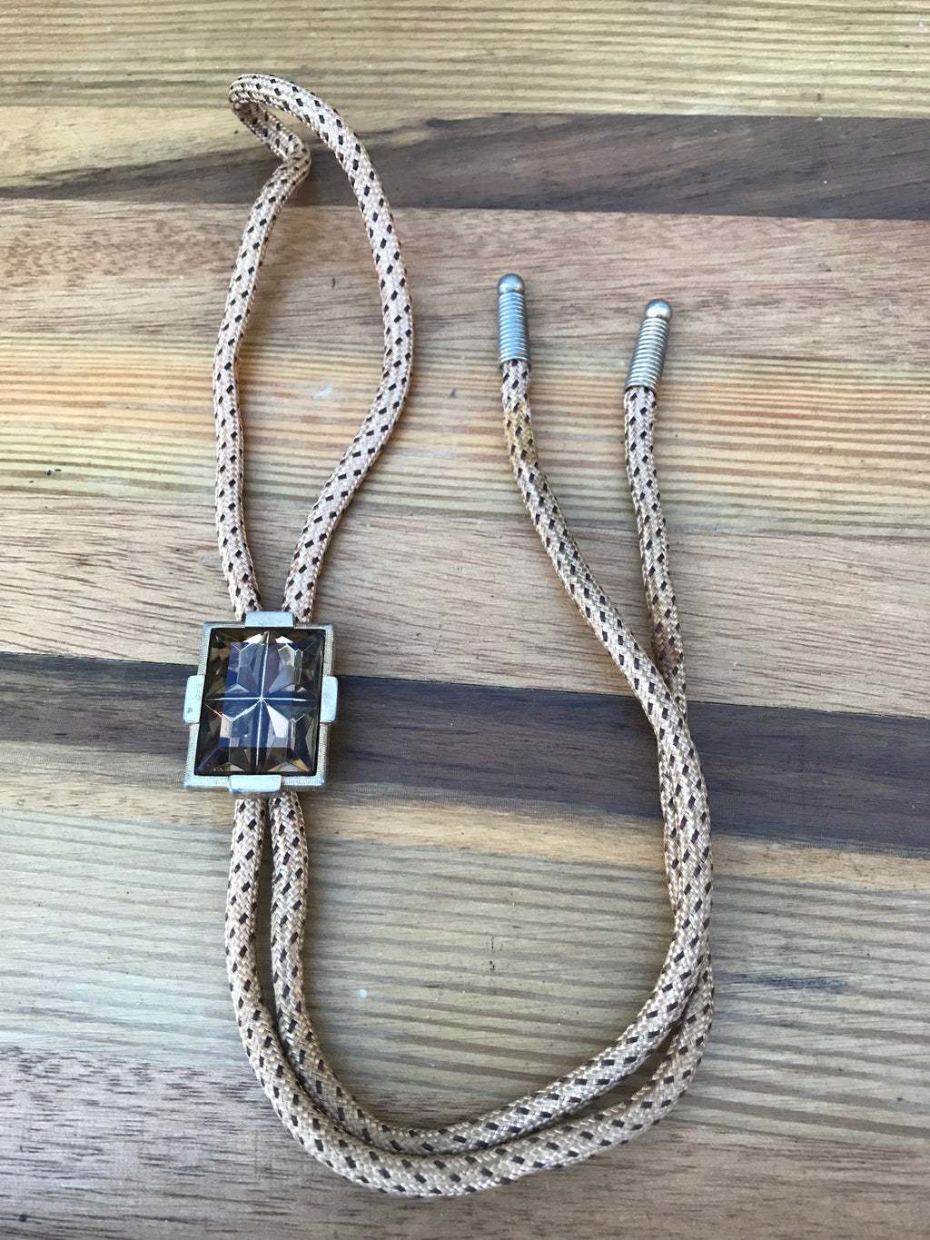 Adjustable rope gem necklace