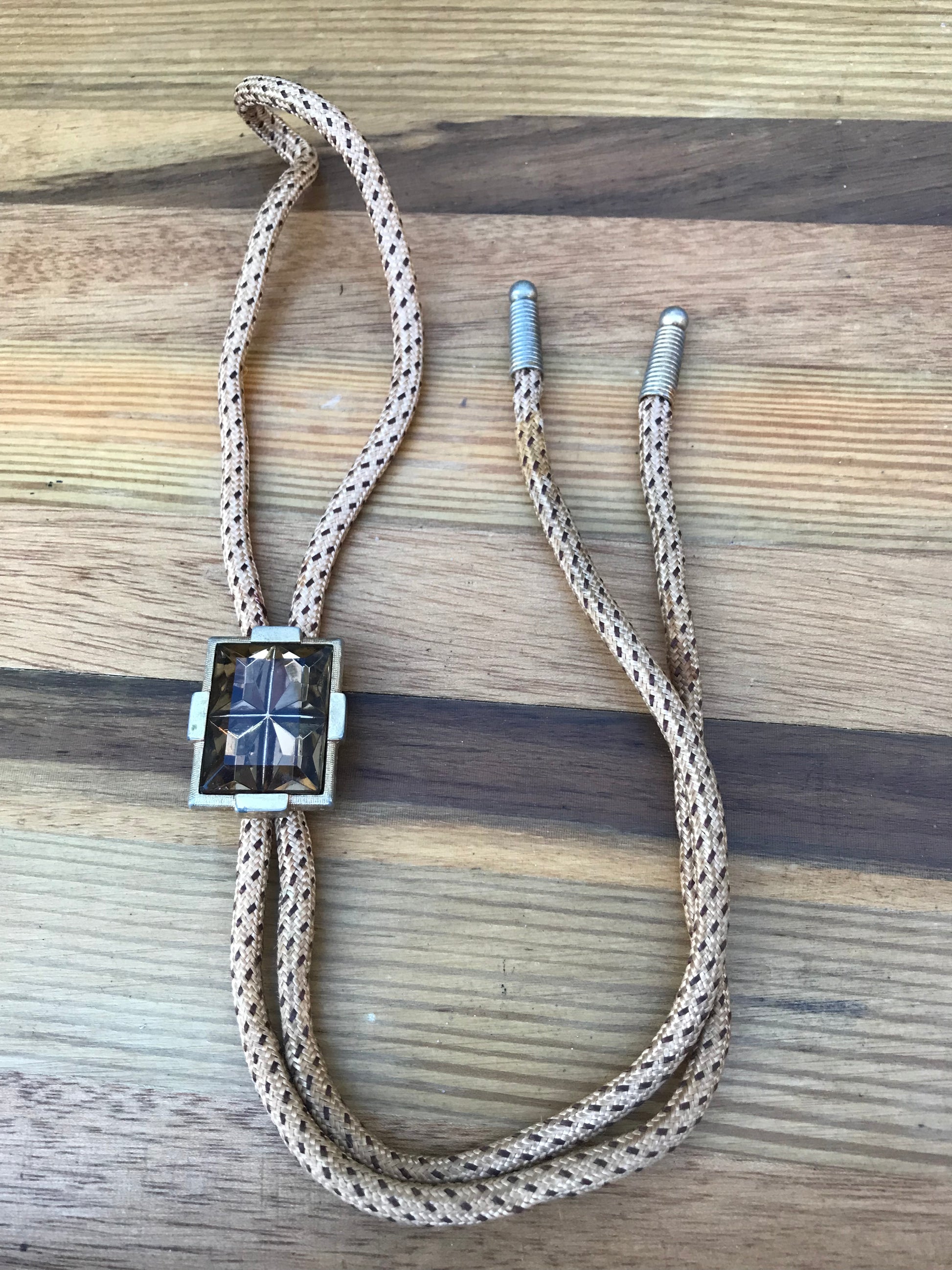 Adjustable rope gem necklace