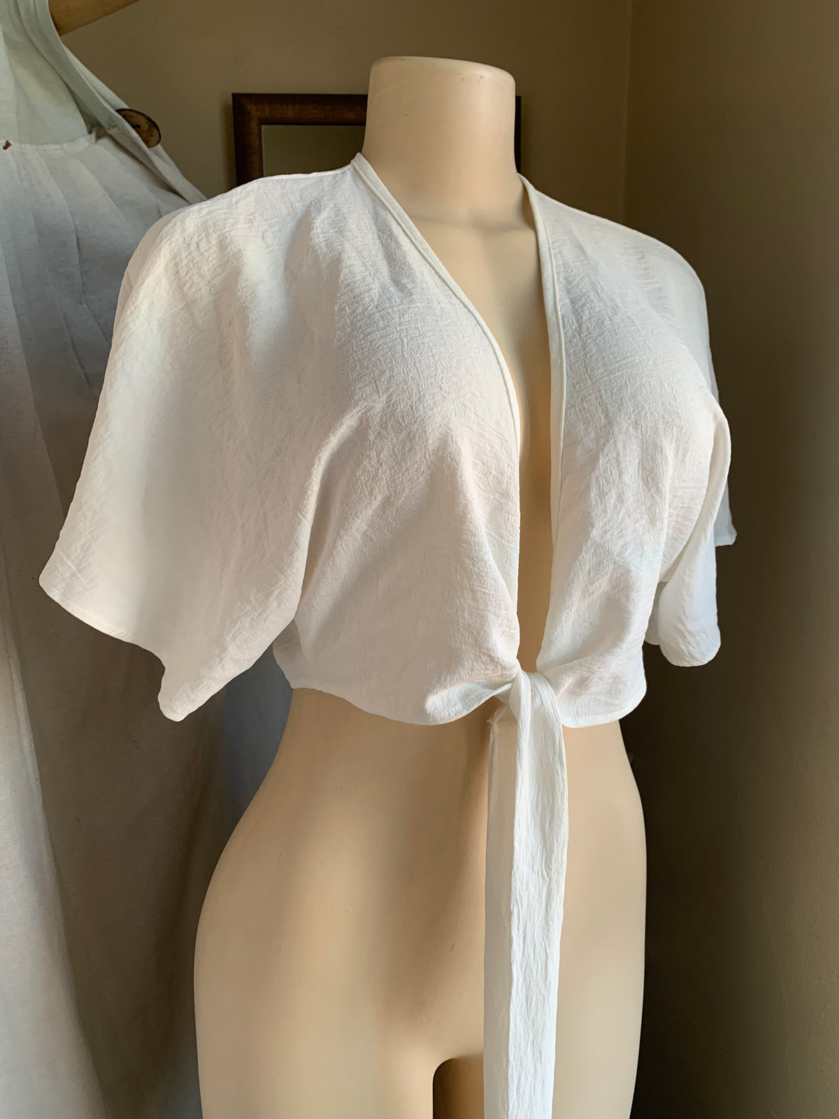White tie wrap breezy top … M