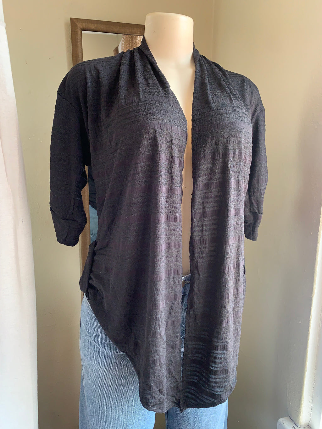 black cardigan cover up >>> M-L