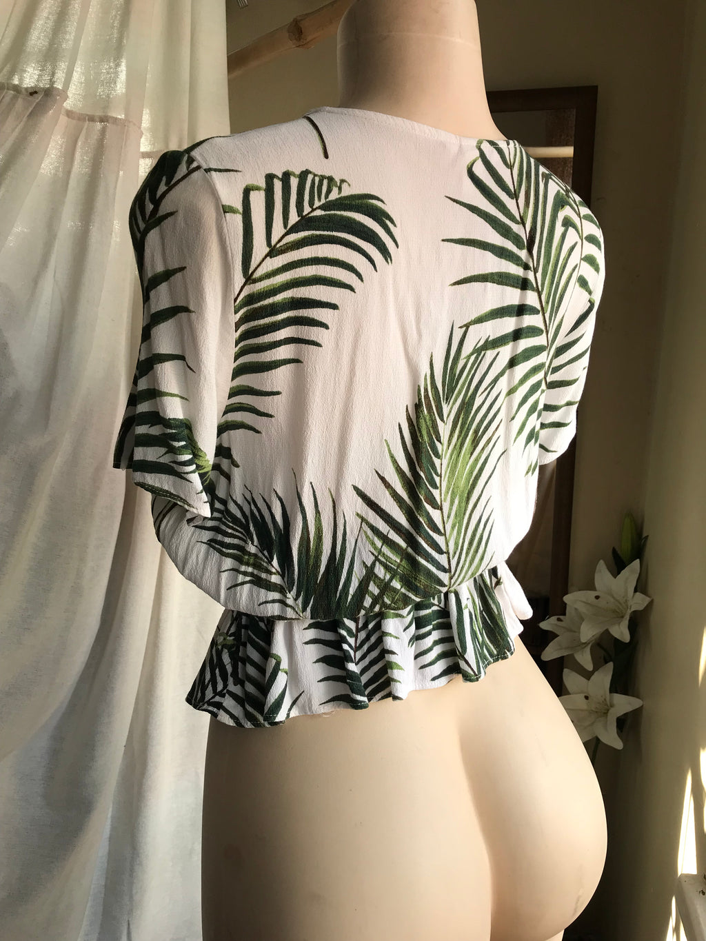 tropical palm peplum top white green ... s/m