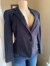 Load image into Gallery viewer, Navy blue blazer with zipper detail M &gt;&gt;&gt;
