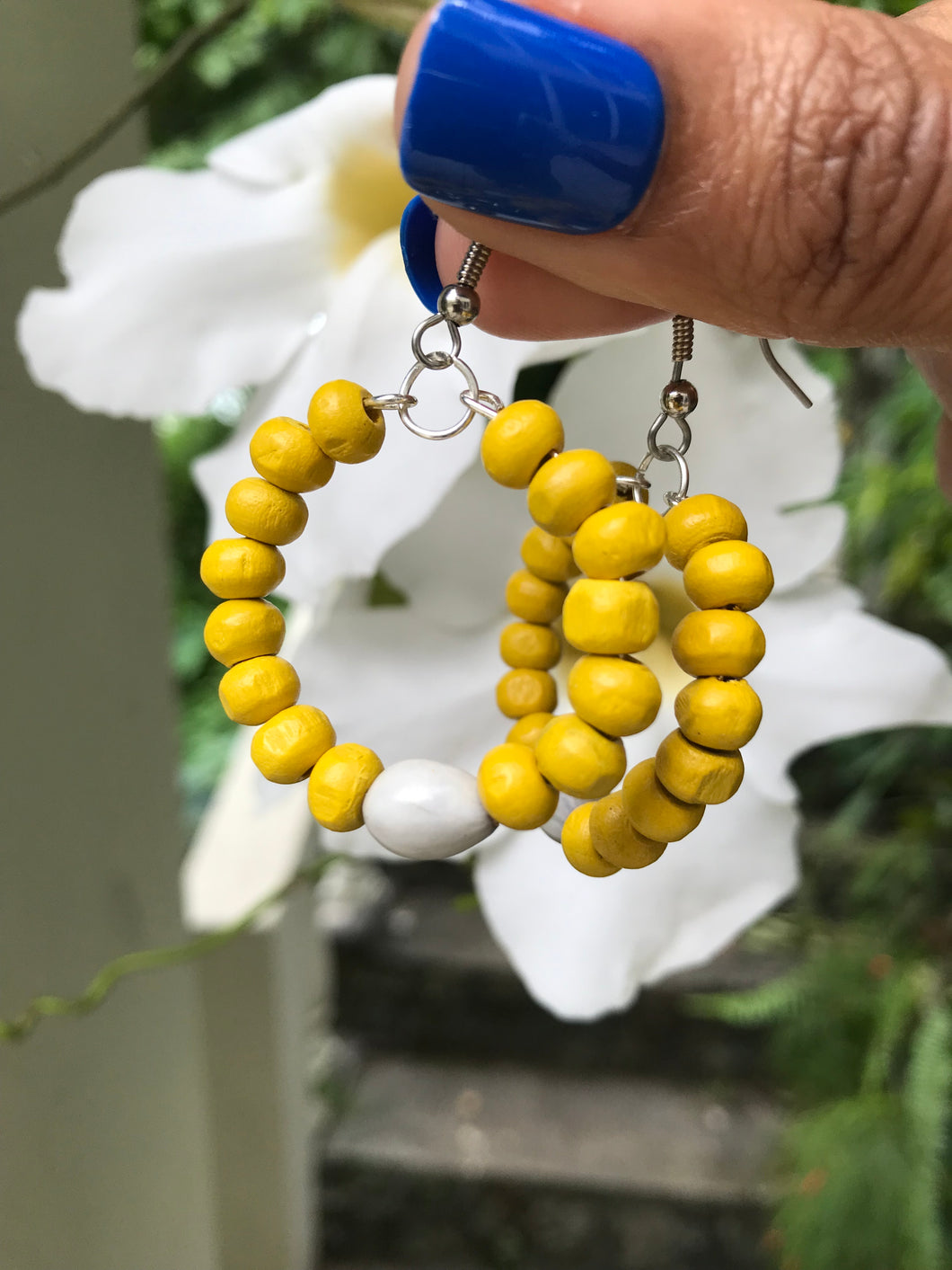 lllNew dangle hoop earrings medium *** yellow  job's tear (TNJ original)