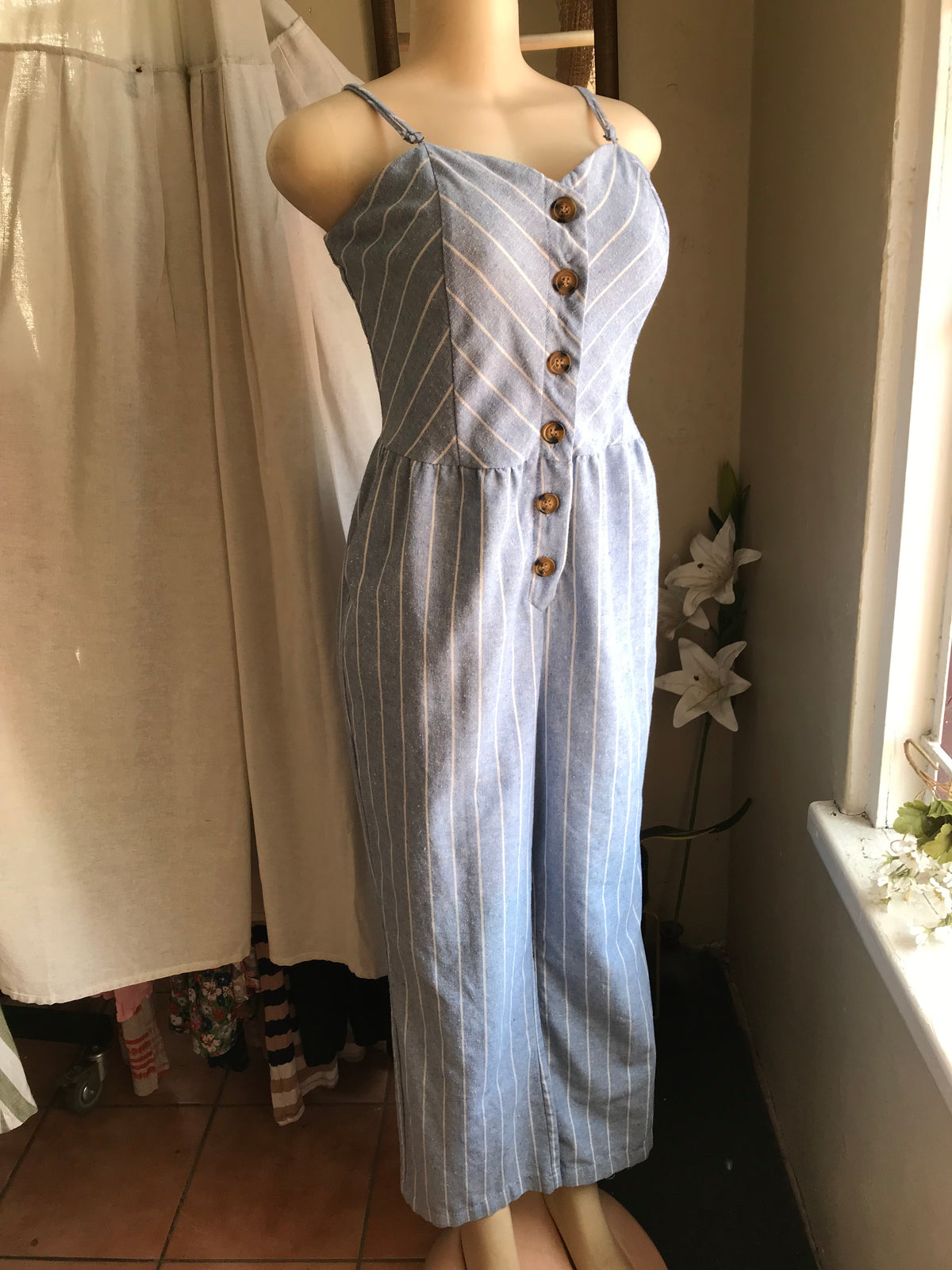 organic blend blue stripe jumpsuit with pockets... m to L,,,