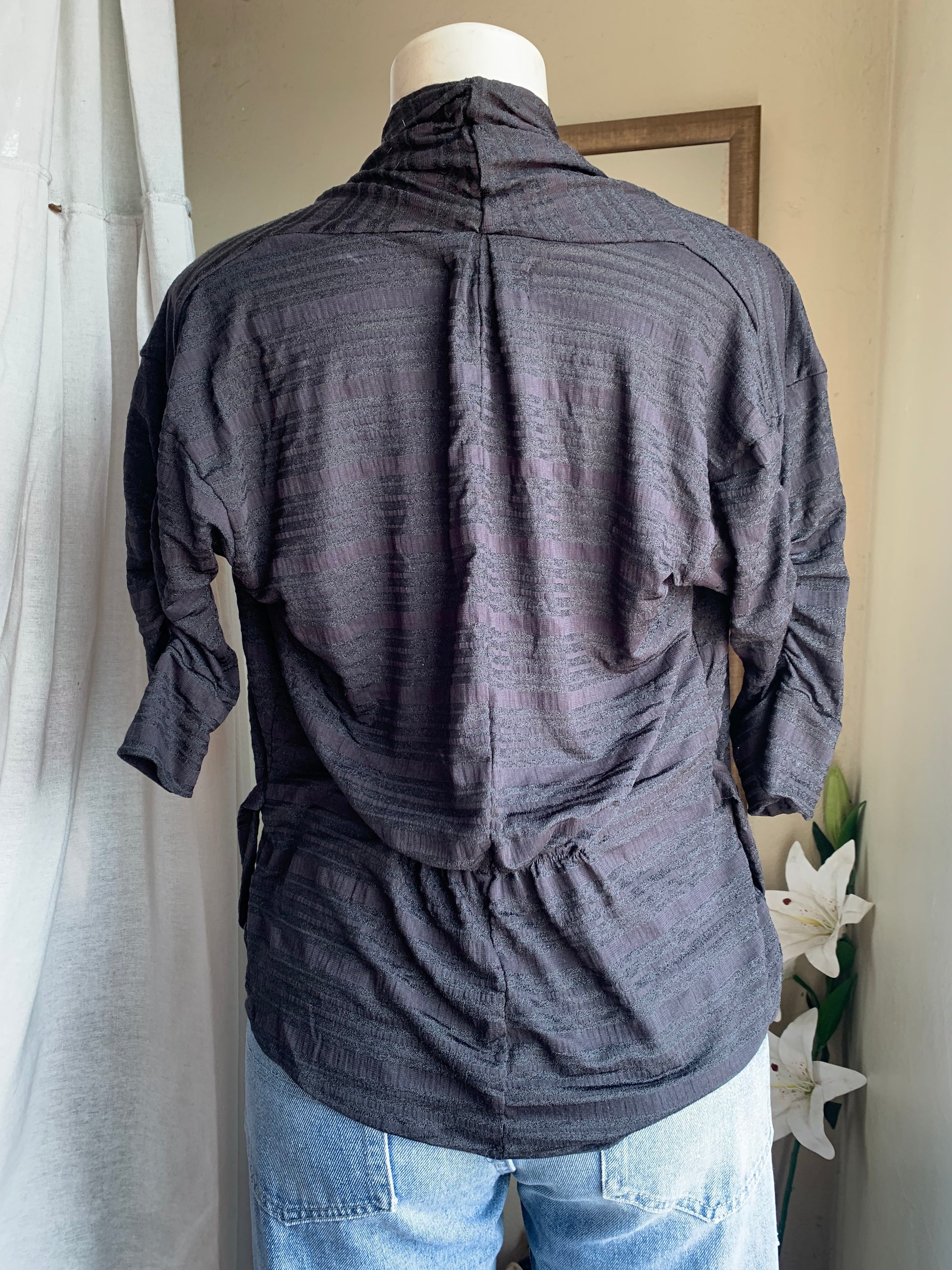 black cardigan cover up >>> M-L