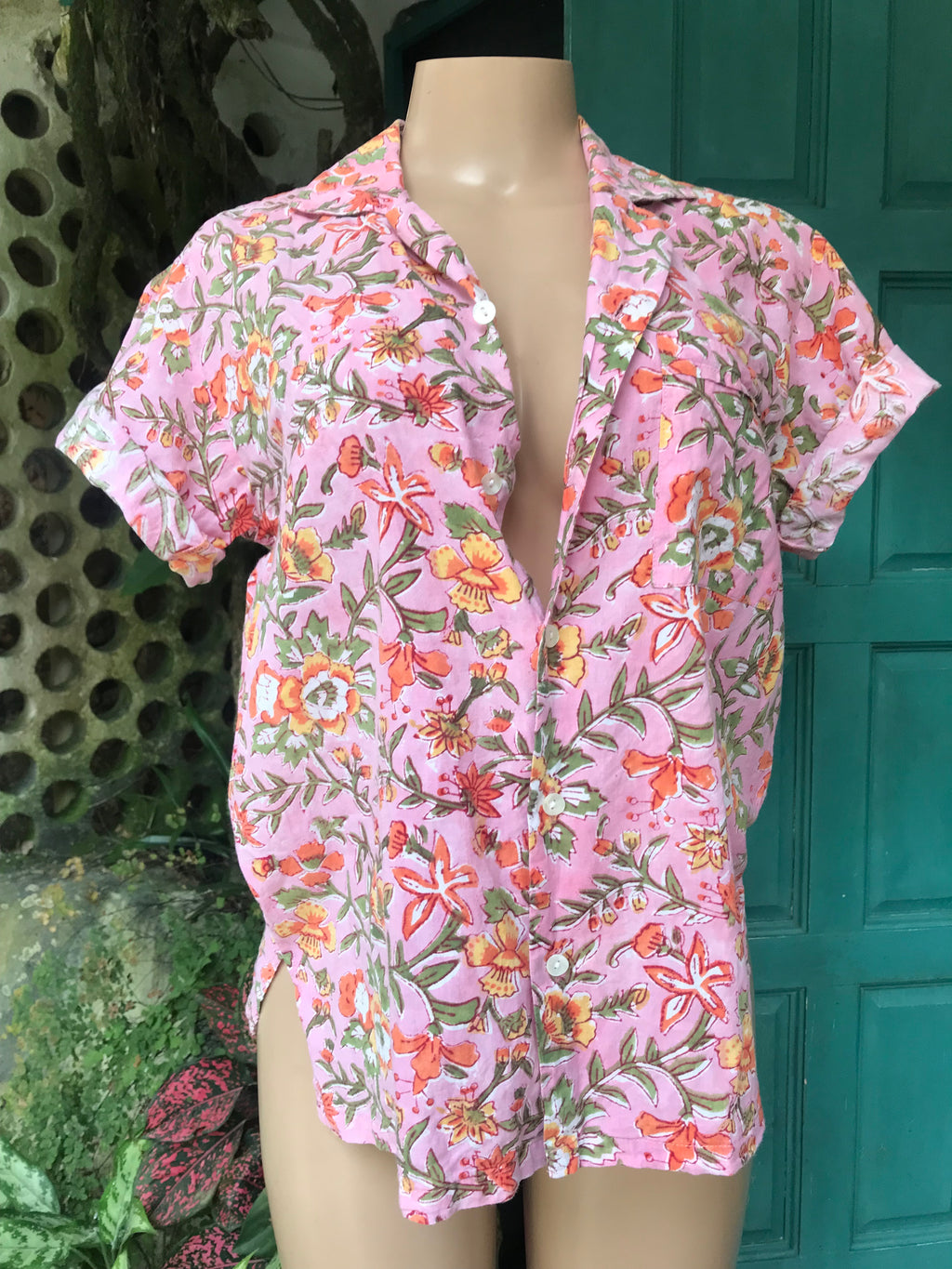 Vintage 100% Cotton pink organic floral button shirt... M-L ^^^