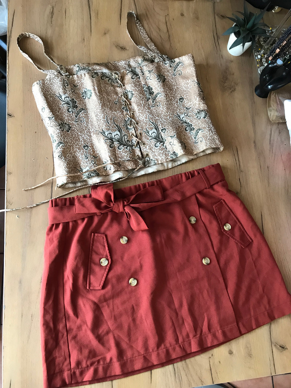 rust button mini skirt with tie /xl: 2x