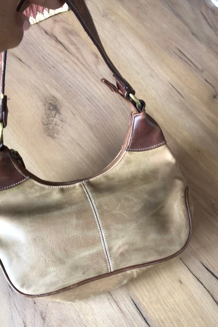 Vintage Brown leather shoulder bag