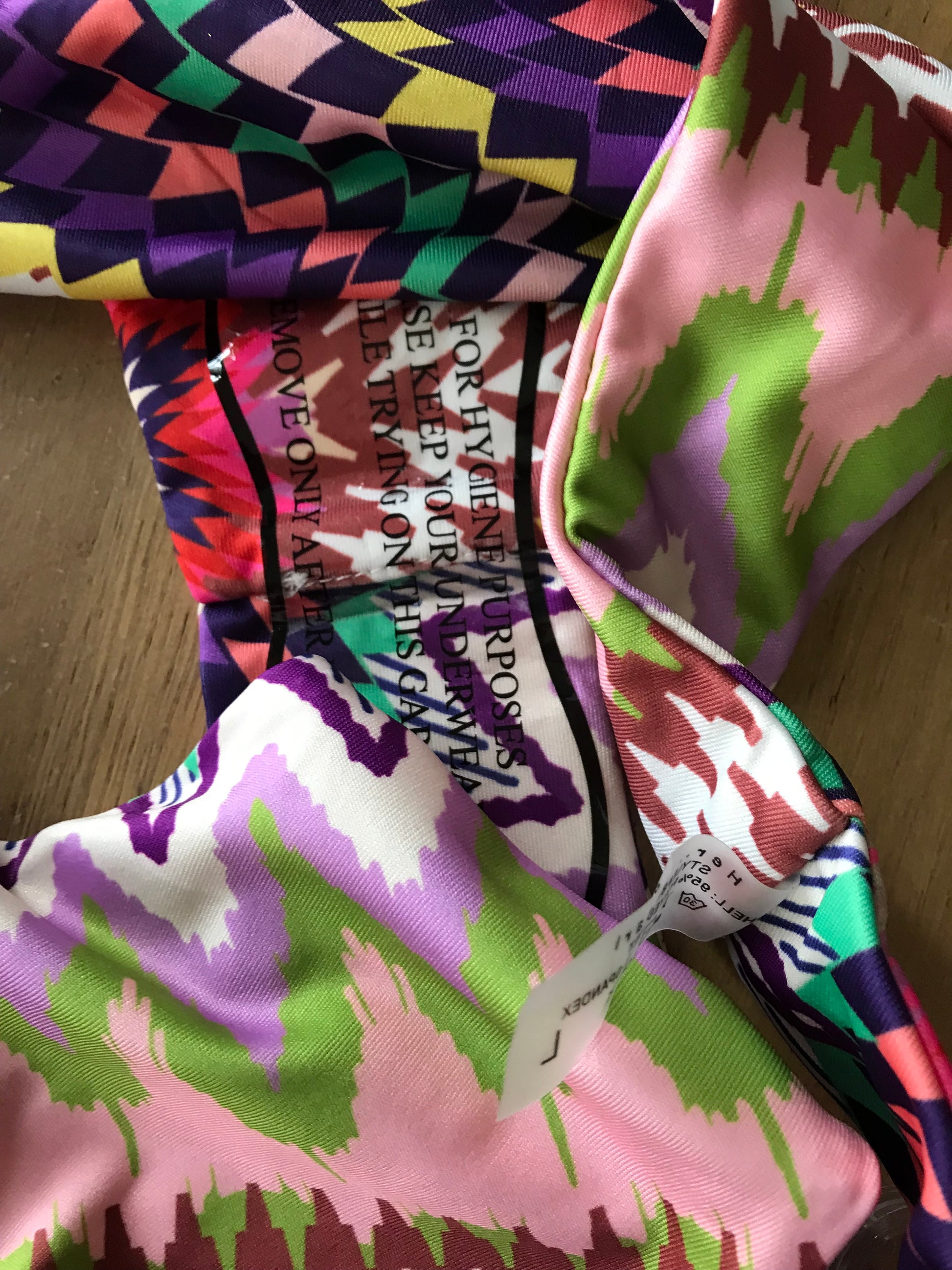 new geo print multicolour bikini with underwire . large