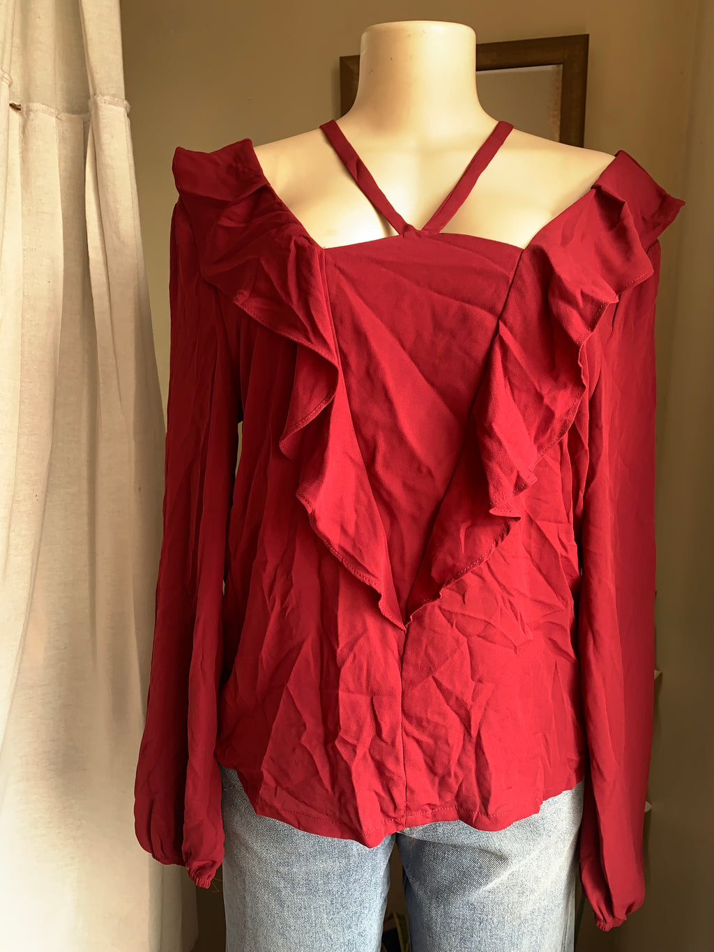 red ruffle long sleeve top neck detail … L
