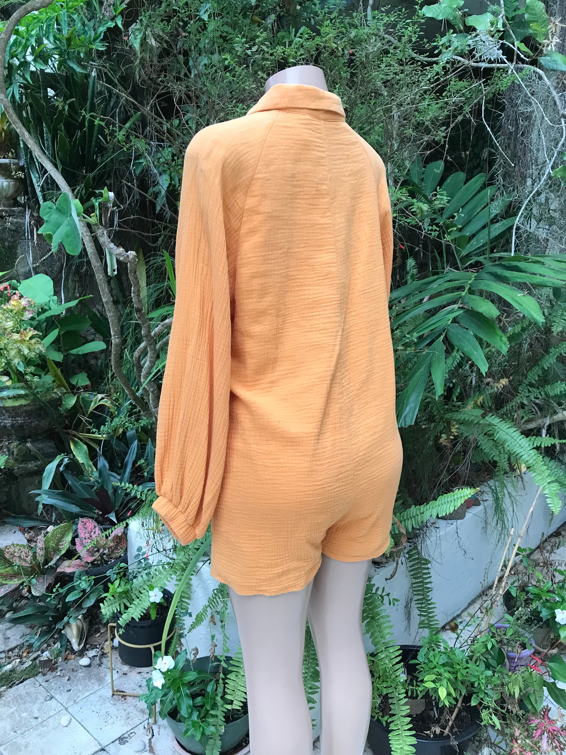 orange cotton short romper textured long sleeve ~~~ m to large ,,,