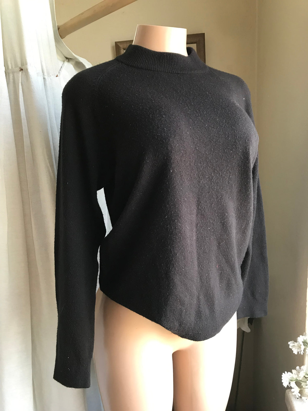 black turtleneck sweater long sleeve  ... m