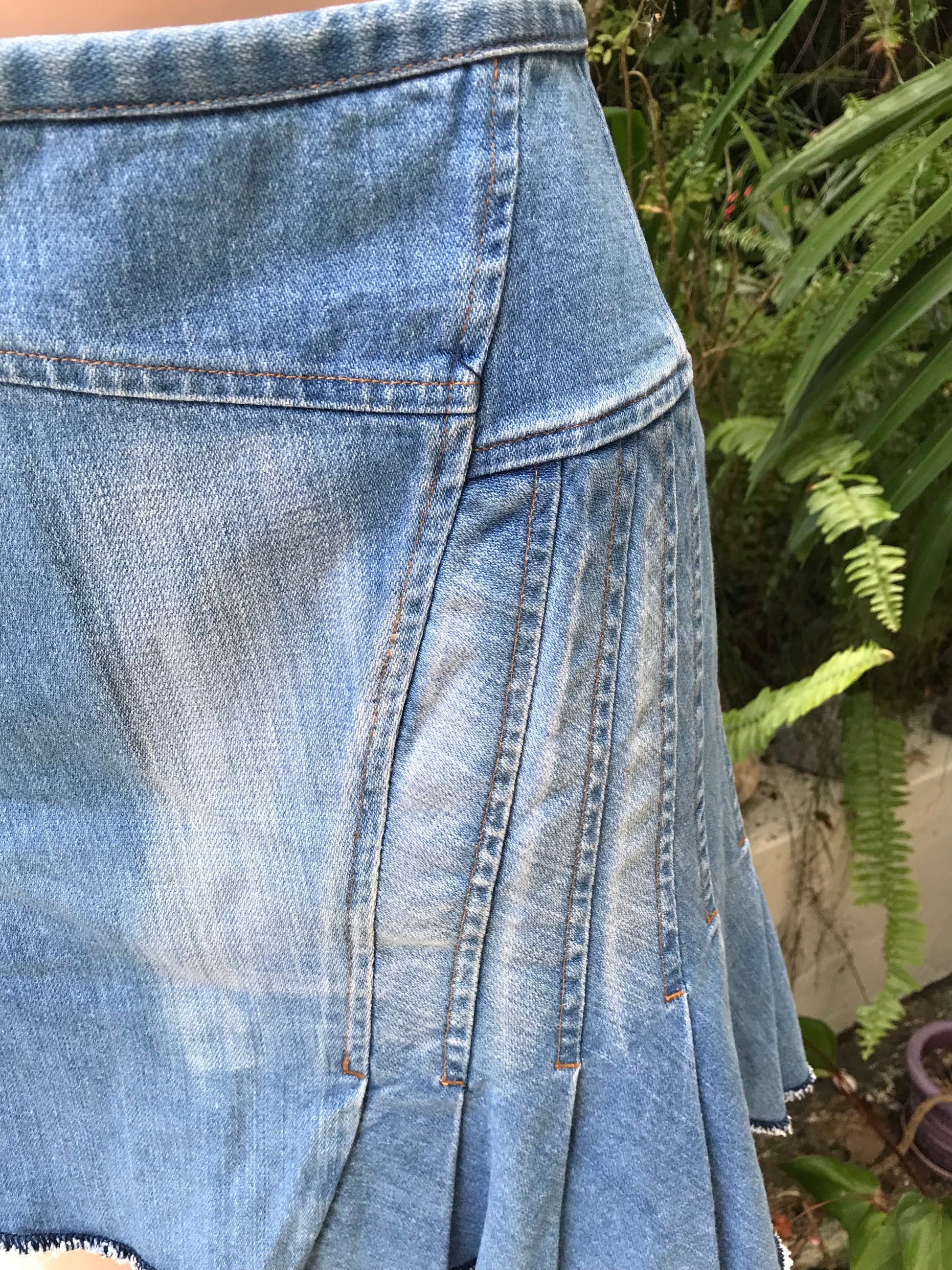Retro Asymmetrical Denim Skirt . M