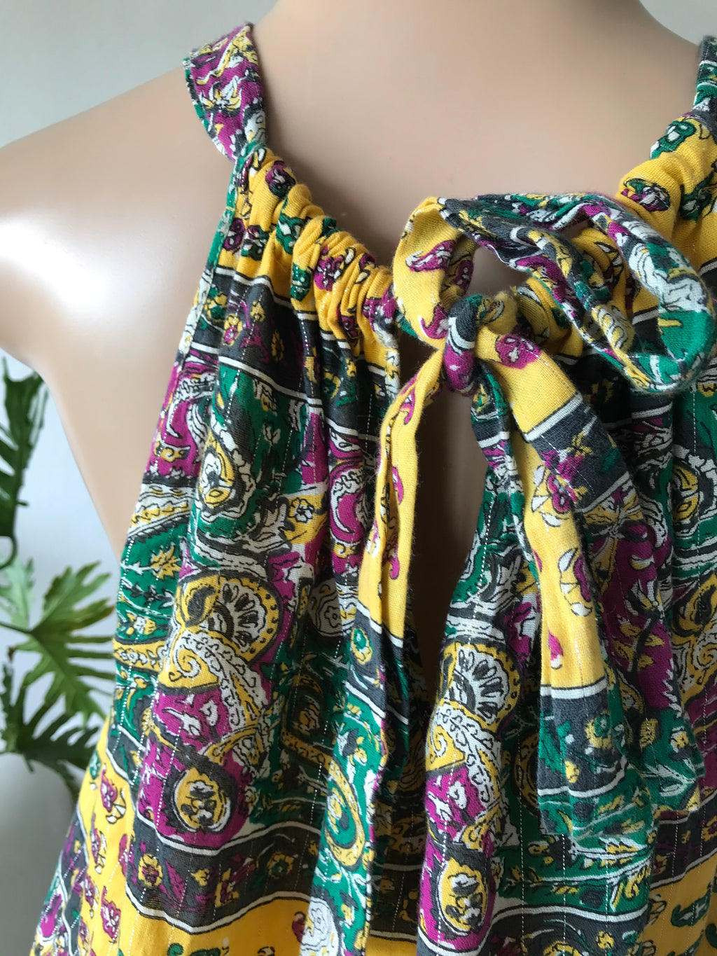 BCBG print maxi (1 side split) • S