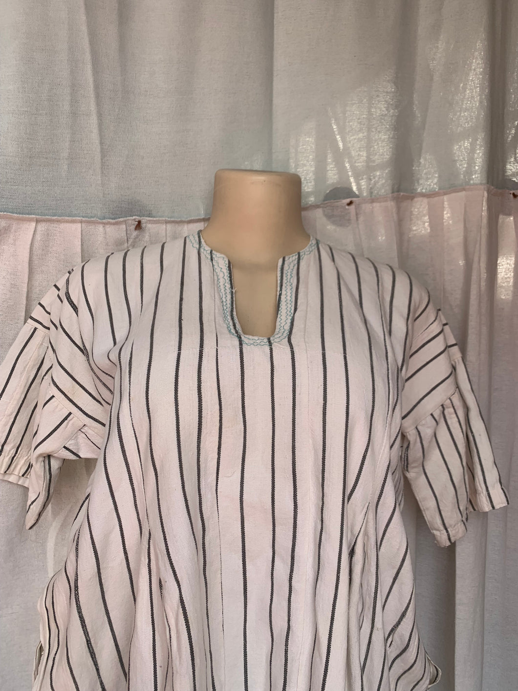 Organic Striped poncho style shirt with pockets … M/L lll ,,,