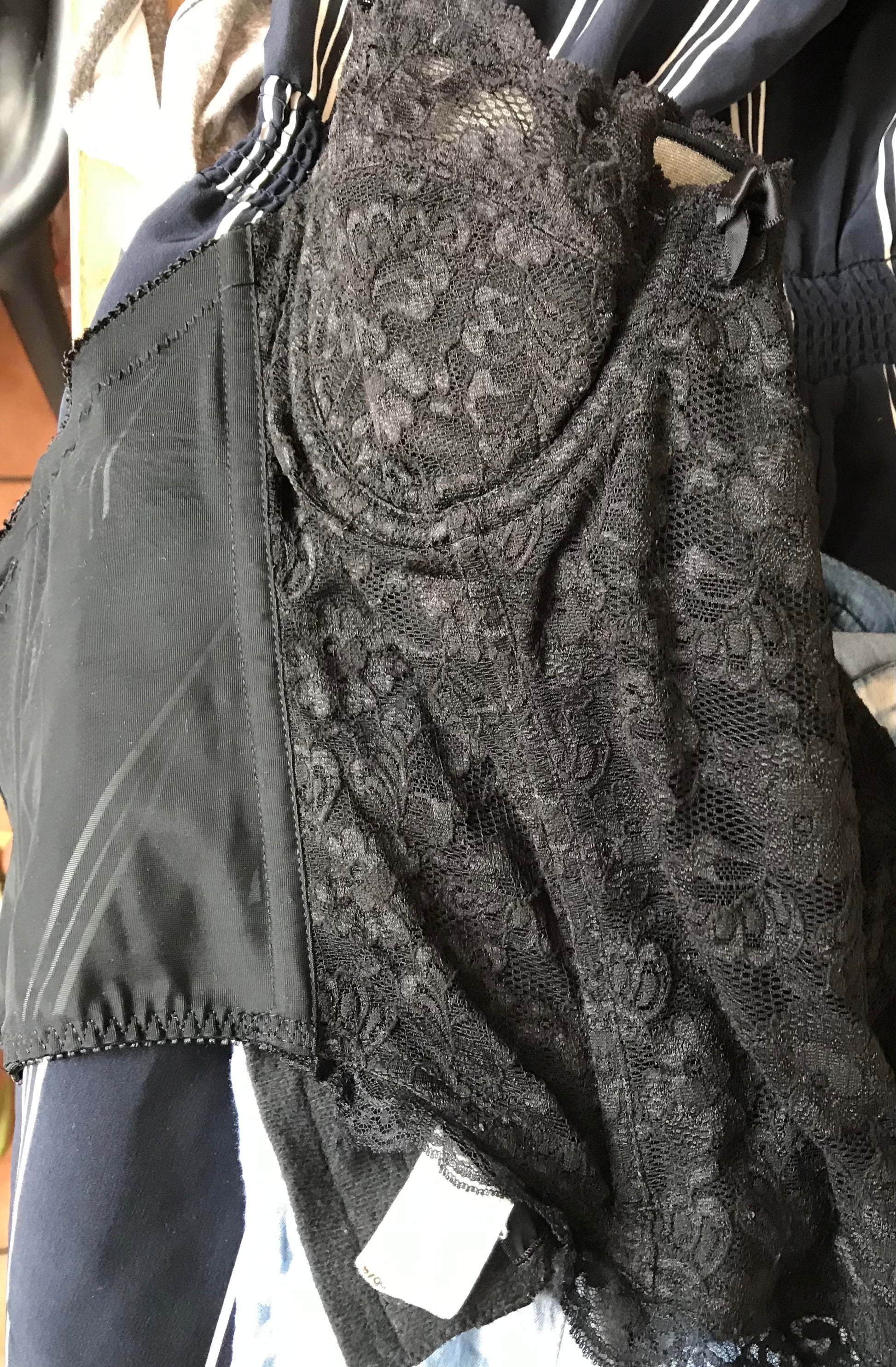Black corset top 34b
