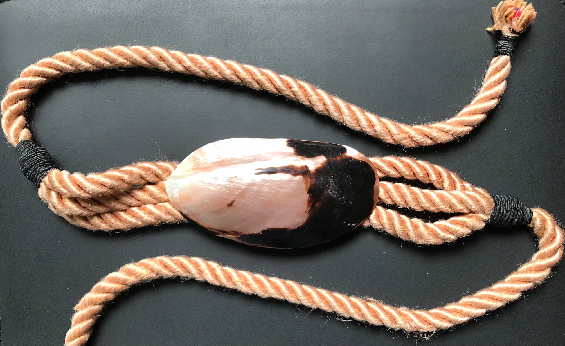 80s Rich Aunty Large Shell Rope Waist Belt