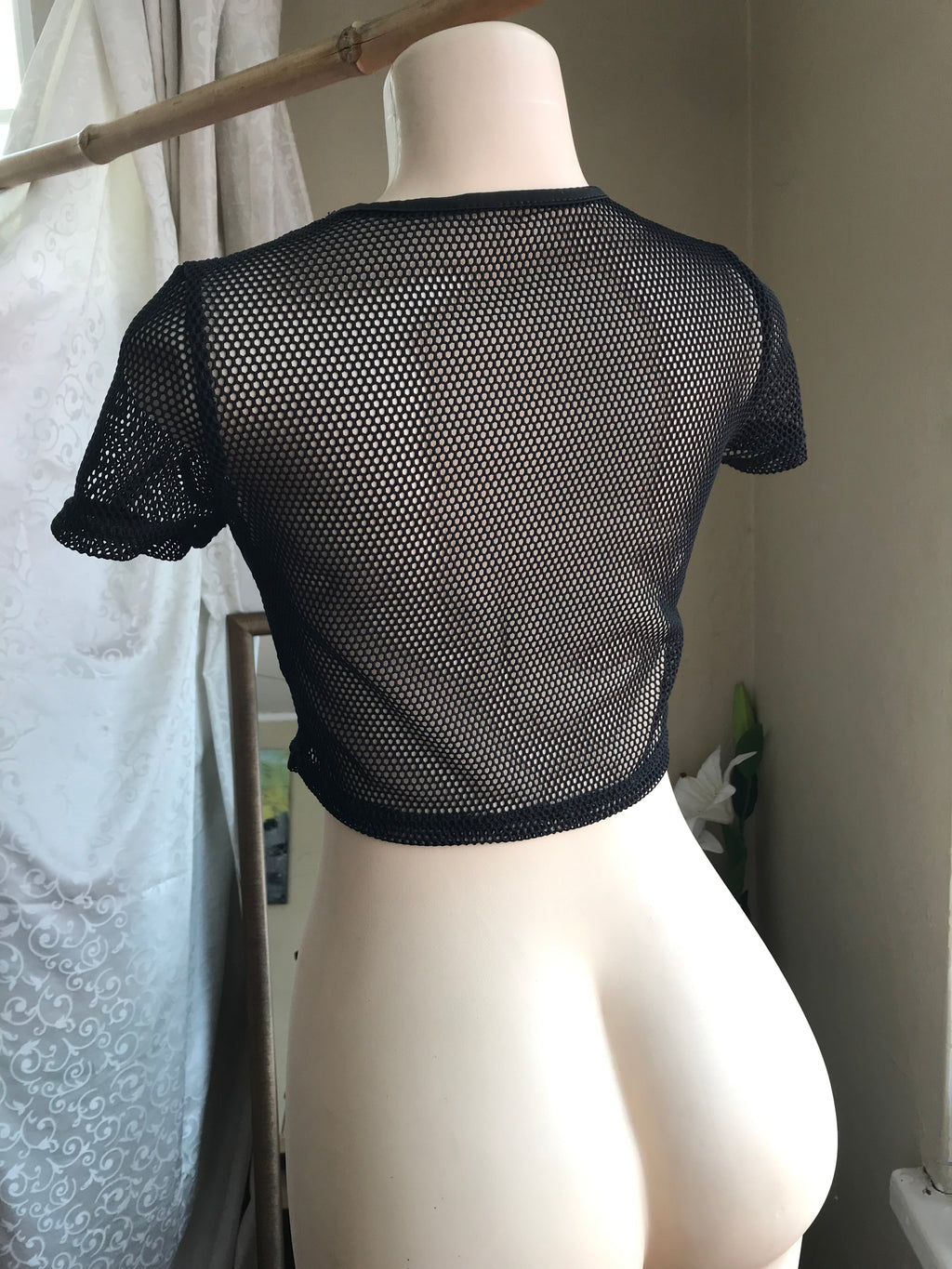Dancehall wide mesh black crop top... S/M