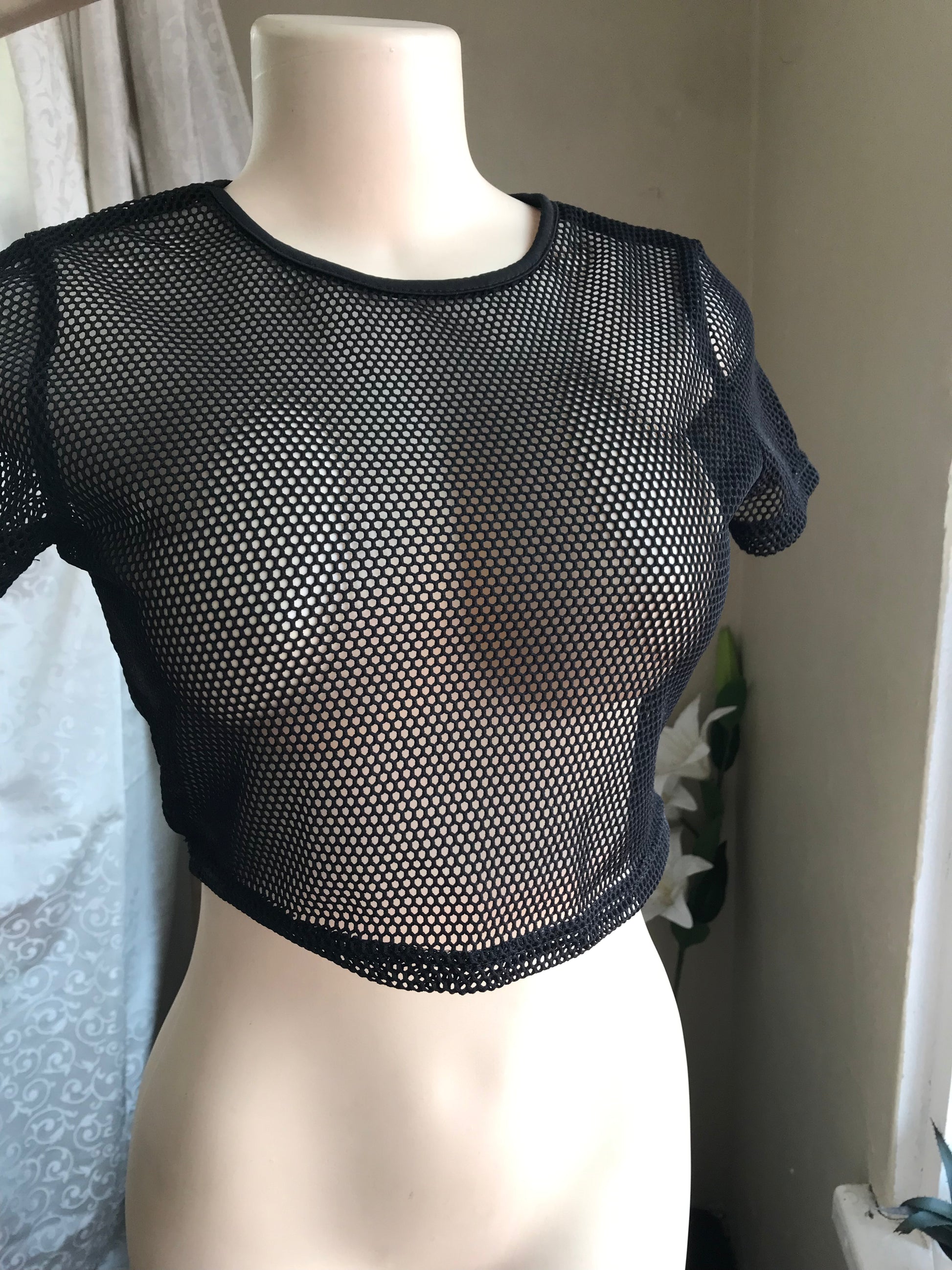 Dancehall wide mesh black crop top... S/M